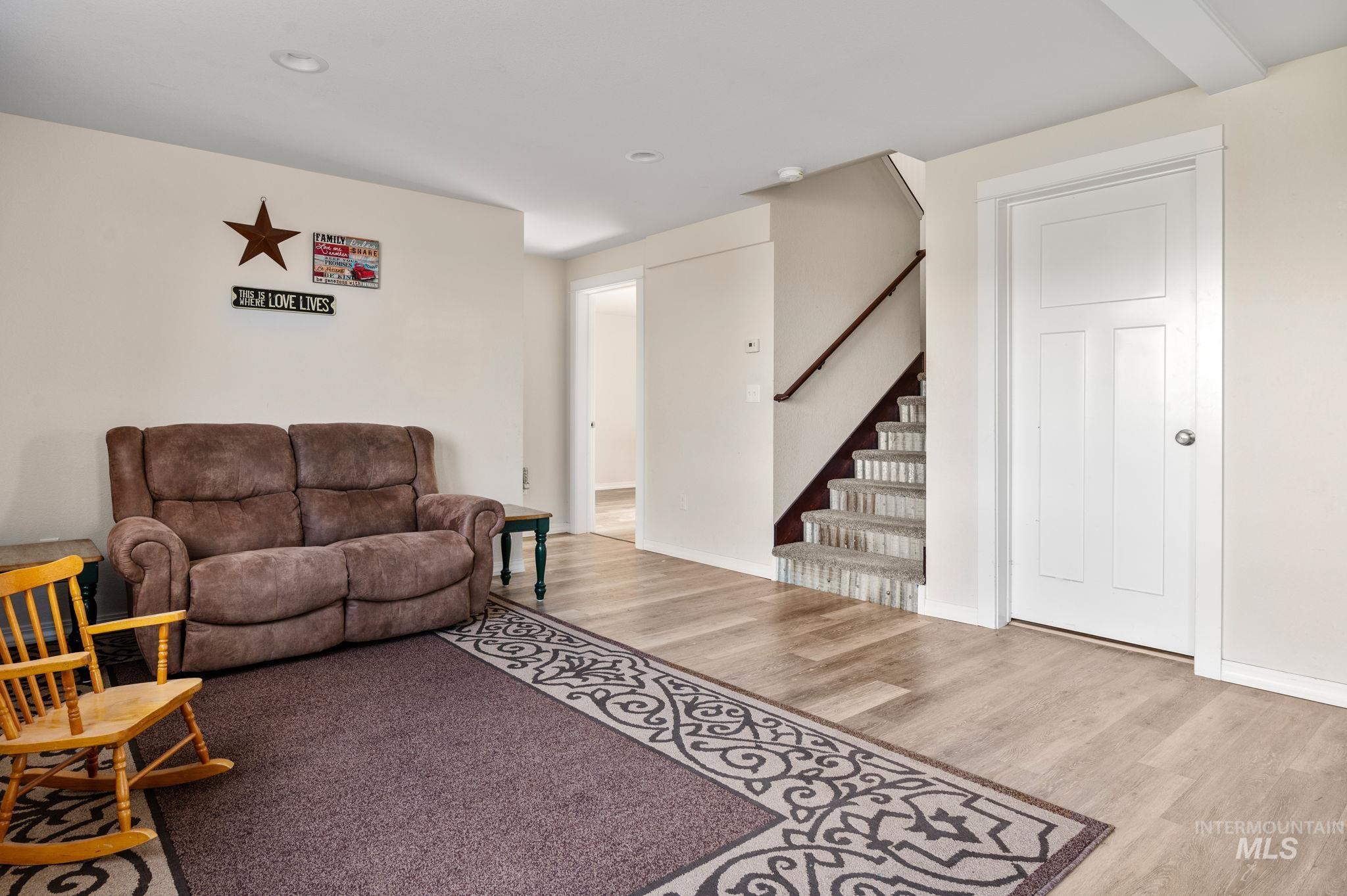 1390 Sather Road, Genesee, Idaho 83832, 4 Bedrooms, 3 Bathrooms, Residential For Sale, Price $885,000,MLS 98965627