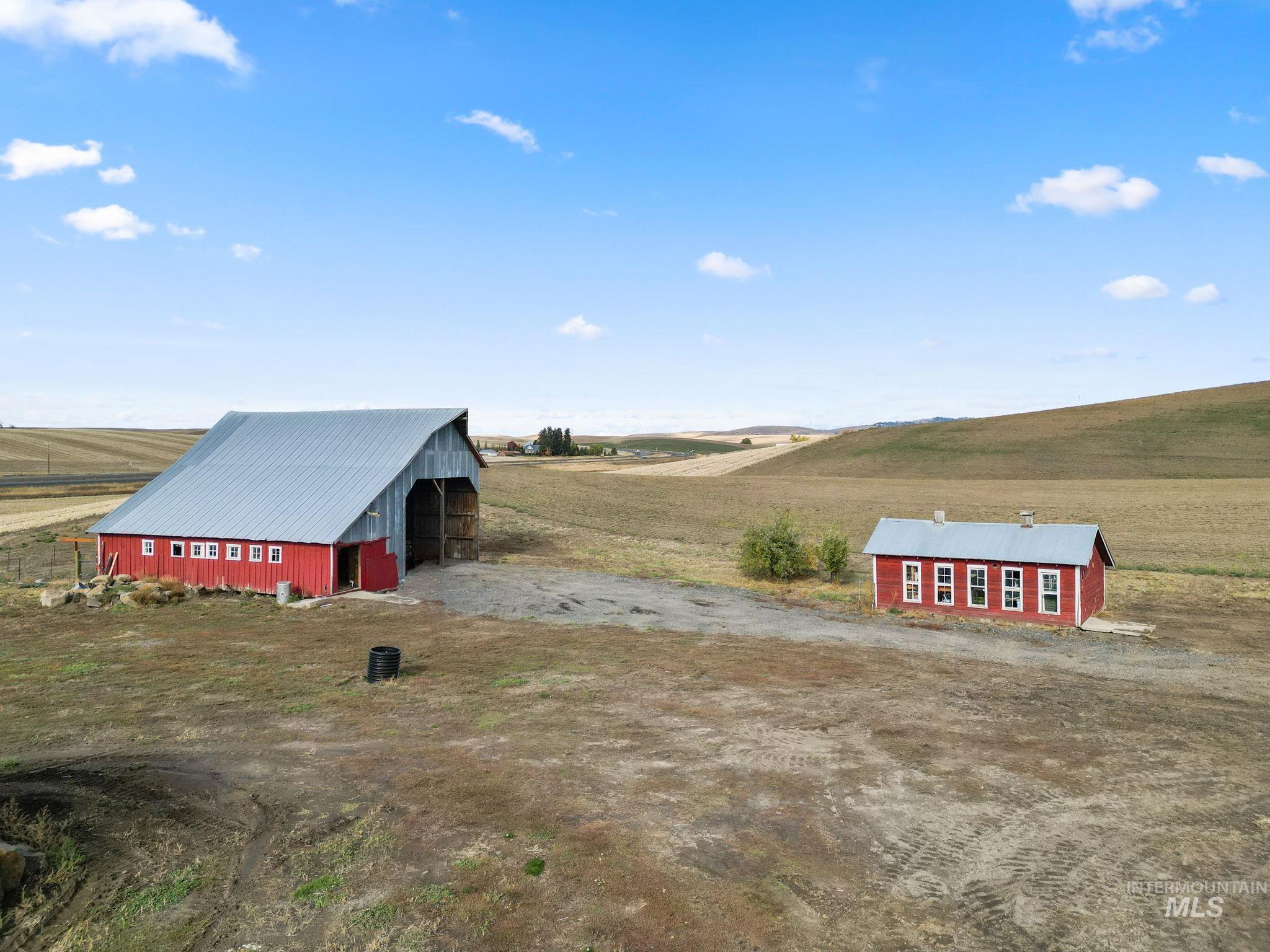 1390 Sather Road, Genesee, Idaho 83832, 4 Bedrooms, 3 Bathrooms, Residential For Sale, Price $825,000,MLS 98965627