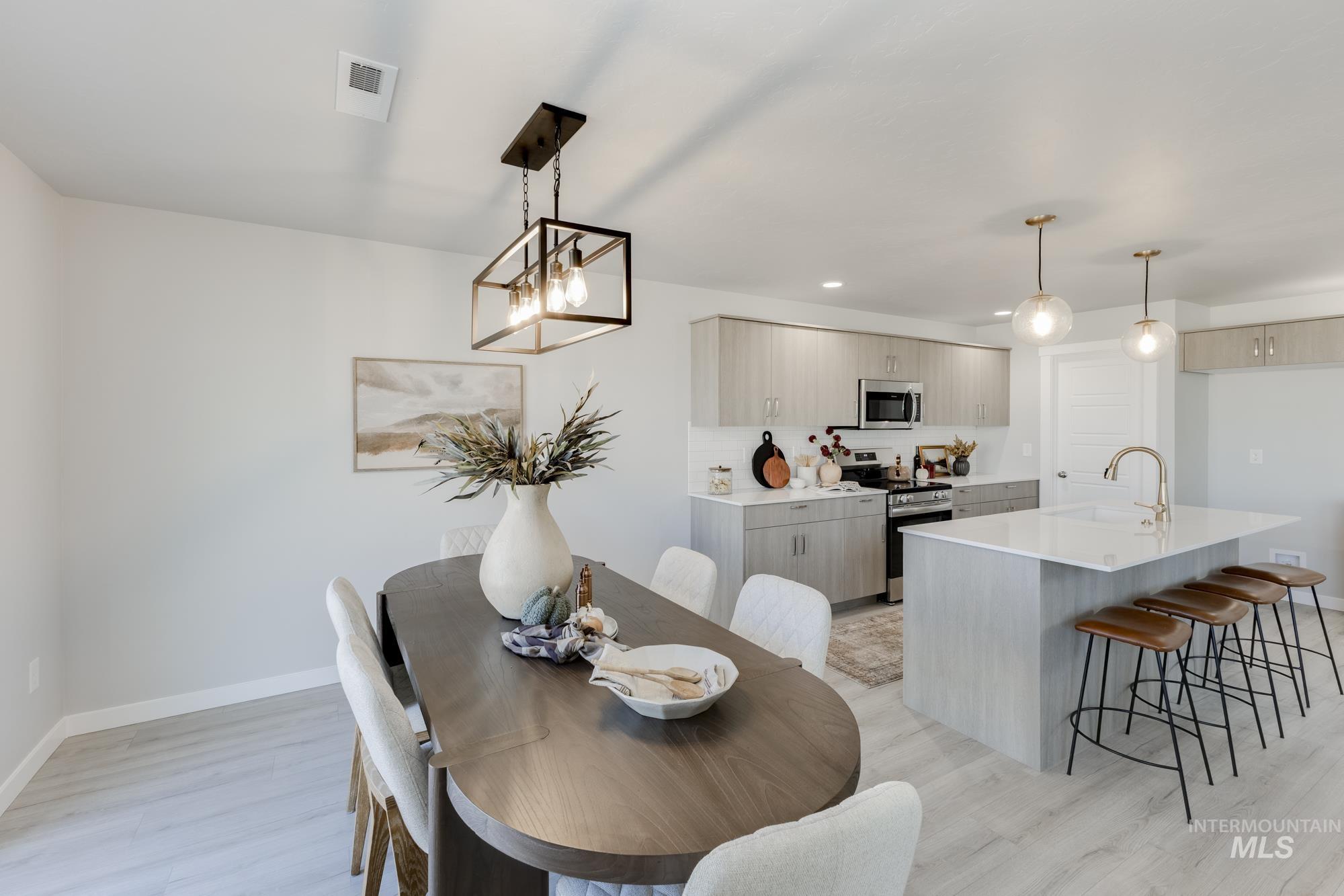 4245 N Delphi Ave, Meridian, Idaho 83646, 4 Bedrooms, 2.5 Bathrooms, Residential For Sale, Price $534,990,MLS 98965639