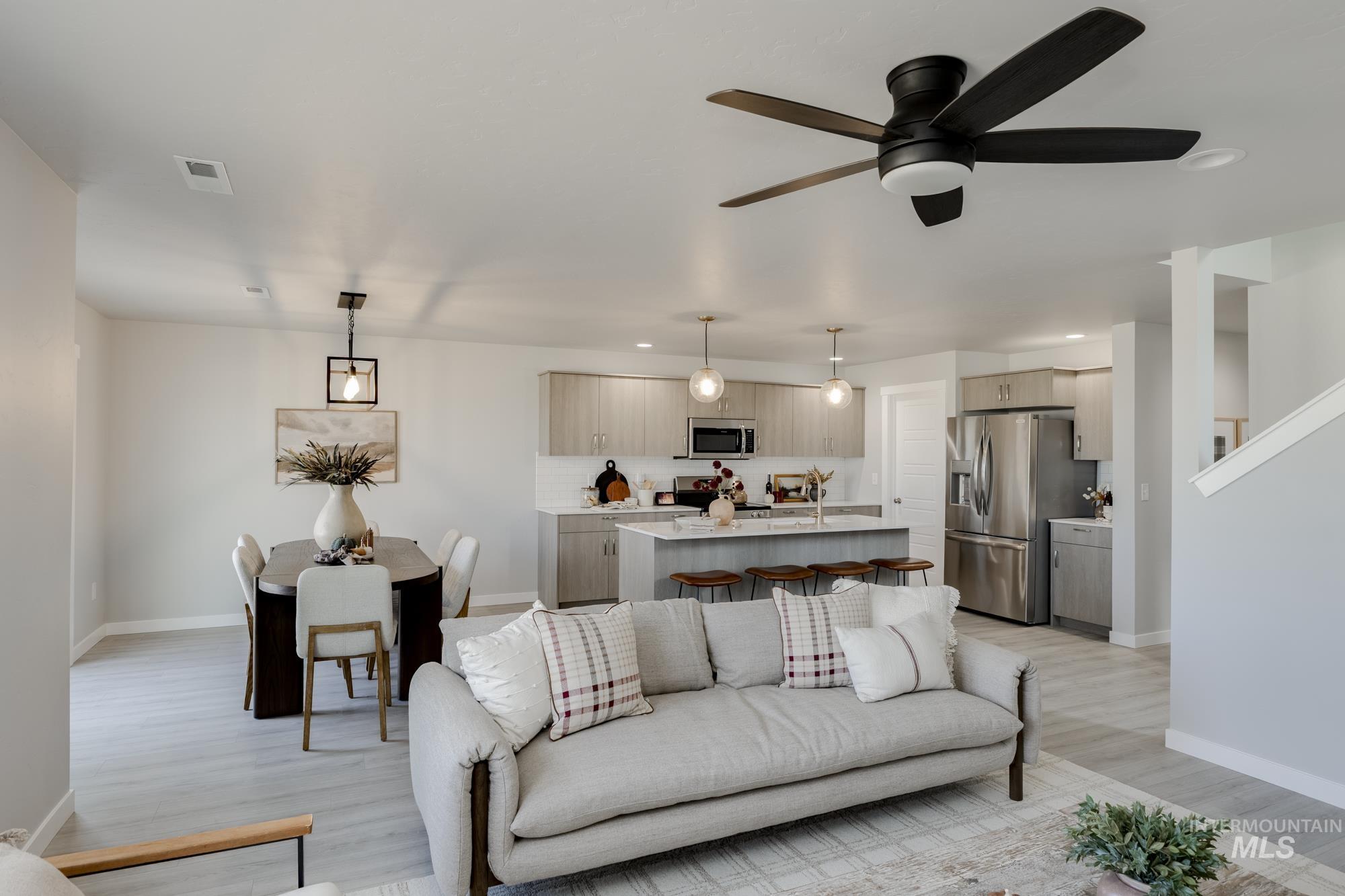 4245 N Delphi Ave, Meridian, Idaho 83646, 4 Bedrooms, 2.5 Bathrooms, Residential For Sale, Price $534,990,MLS 98965639