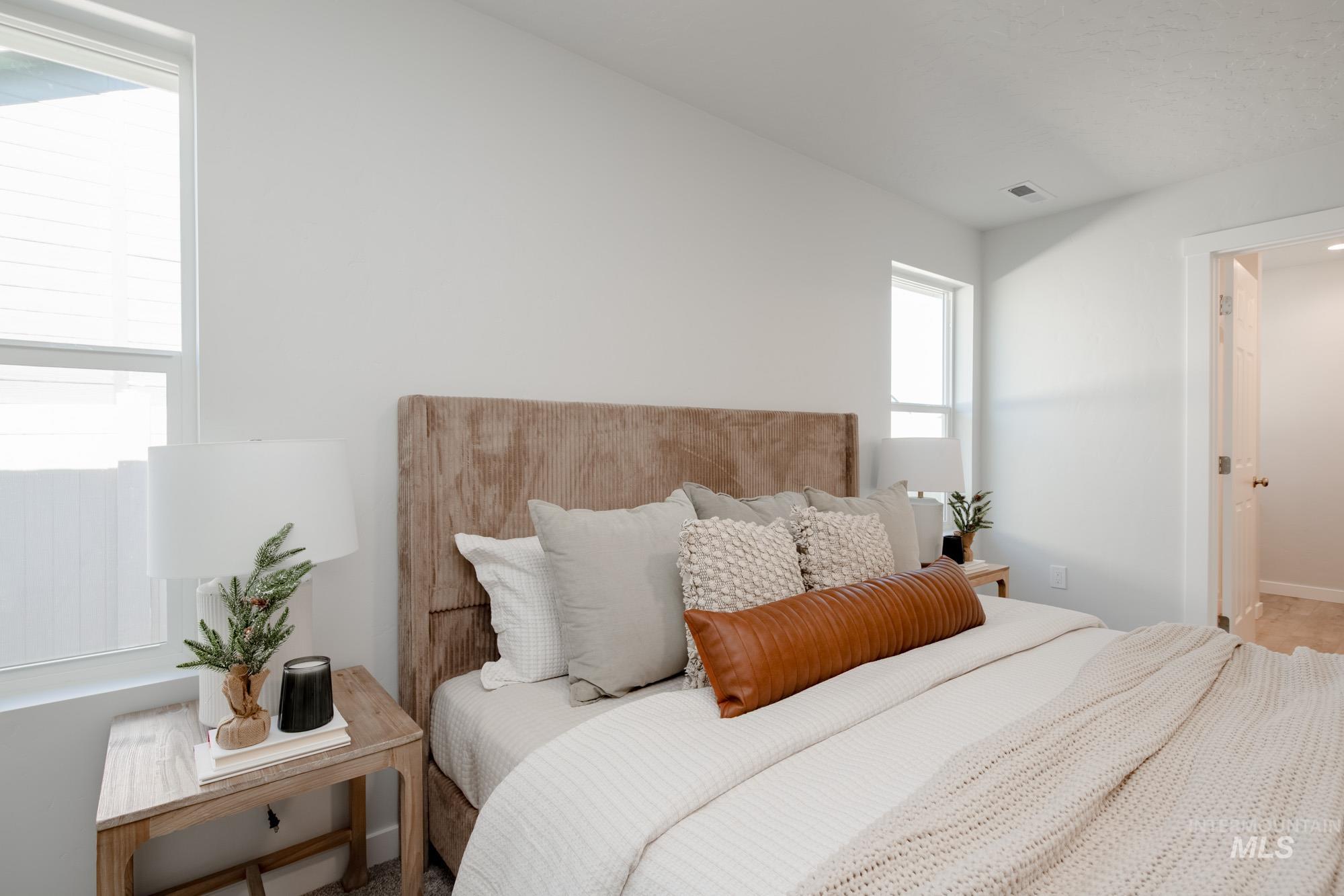 19300 Schooner Ave, Caldwell, Idaho 83605, 4 Bedrooms, 2 Bathrooms, Residential For Sale, Price $430,990,MLS 98965640