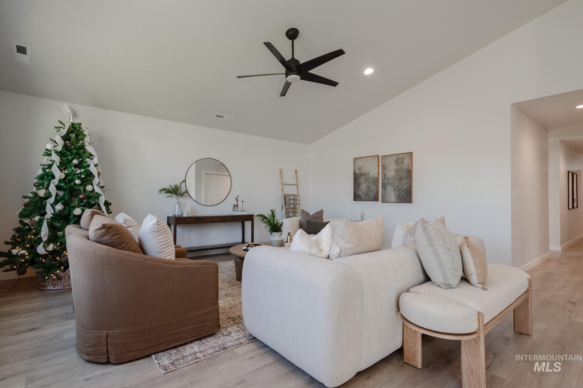 19300 Schooner Ave, Caldwell, Idaho 83605, 4 Bedrooms, 2 Bathrooms, Residential For Sale, Price $430,990,MLS 98965640