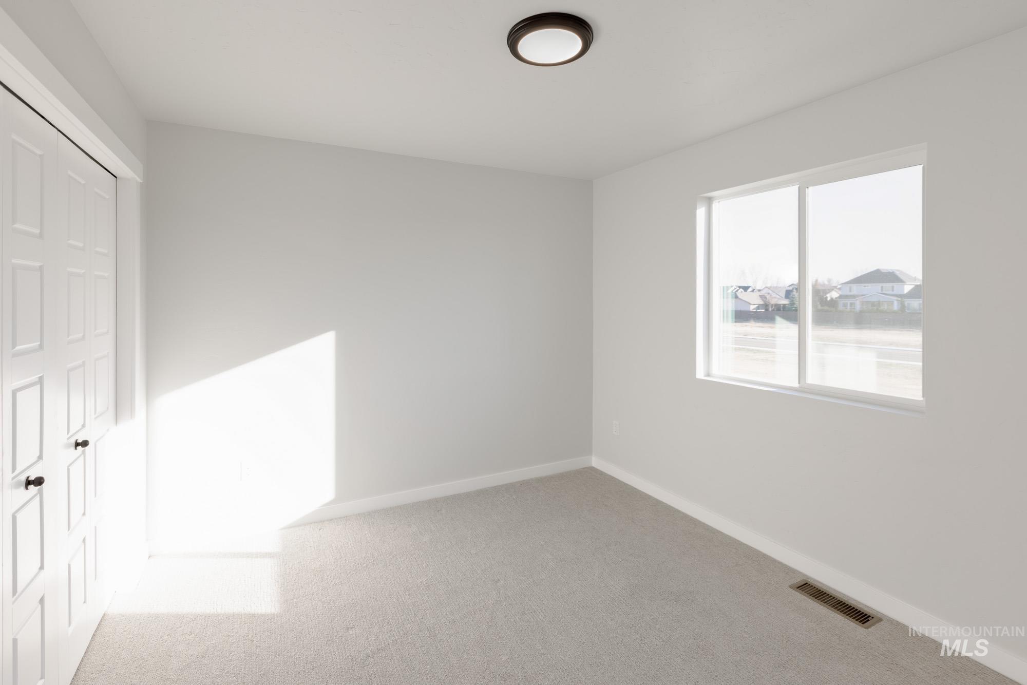 4247 E Hillsong St, Meridian, Idaho 83709, 3 Bedrooms, 2.5 Bathrooms, Residential For Sale, Price $484,990,MLS 98965643