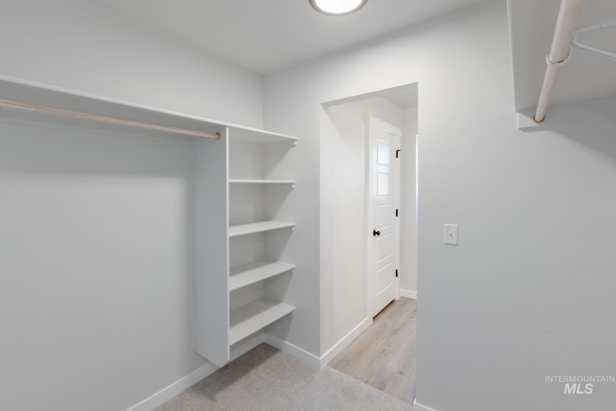 4247 E Hillsong St, Meridian, Idaho 83709, 3 Bedrooms, 2.5 Bathrooms, Residential For Sale, Price $484,990,MLS 98965643