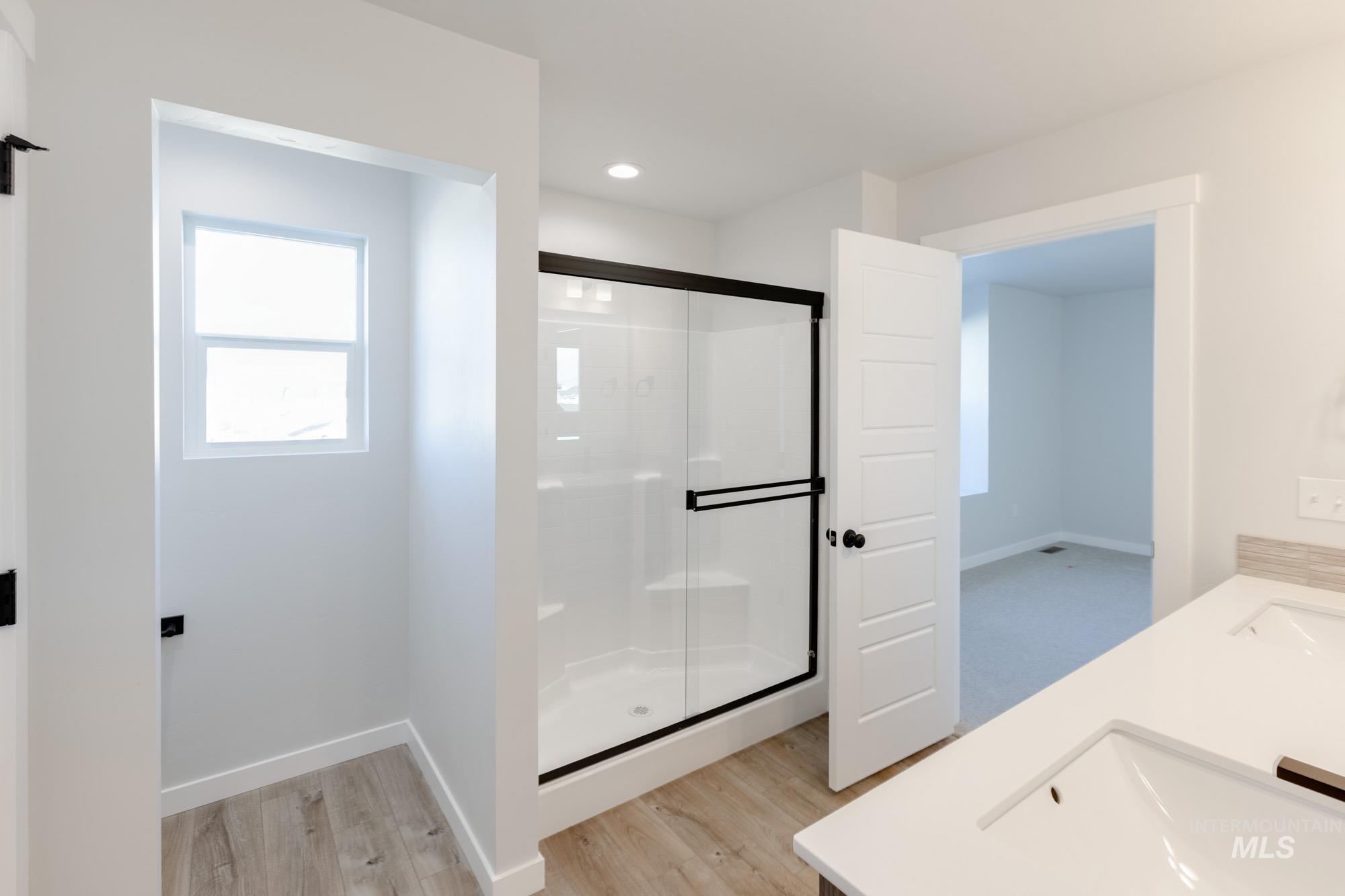 4247 E Hillsong St, Meridian, Idaho 83709, 3 Bedrooms, 2.5 Bathrooms, Residential For Sale, Price $484,990,MLS 98965643