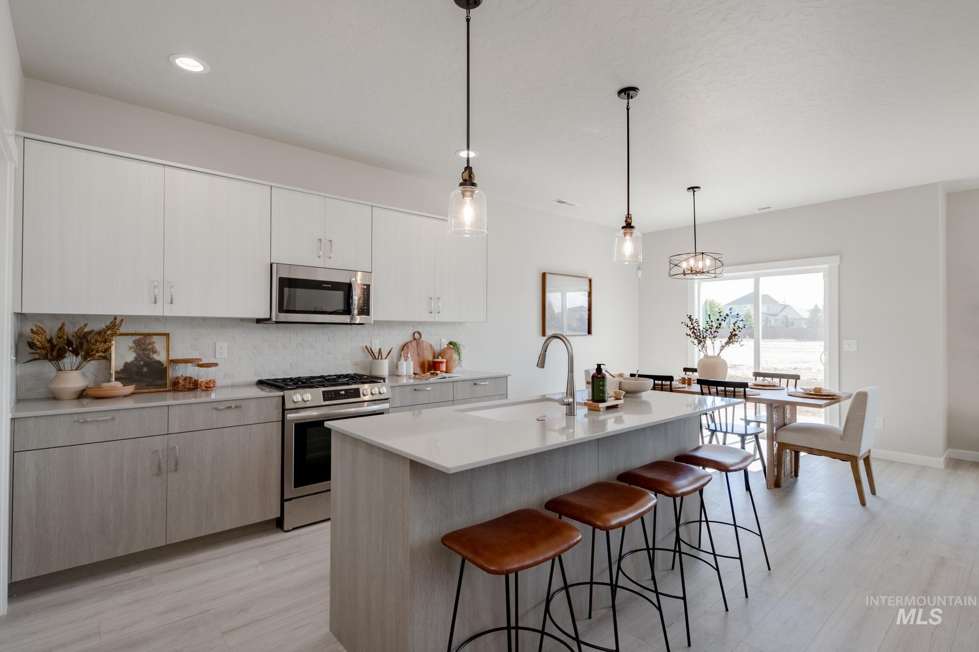 4253 E Hillsong St, Meridian, Idaho 83642, 3 Bedrooms, 2.5 Bathrooms, Residential For Sale, Price $464,990,MLS 98965646