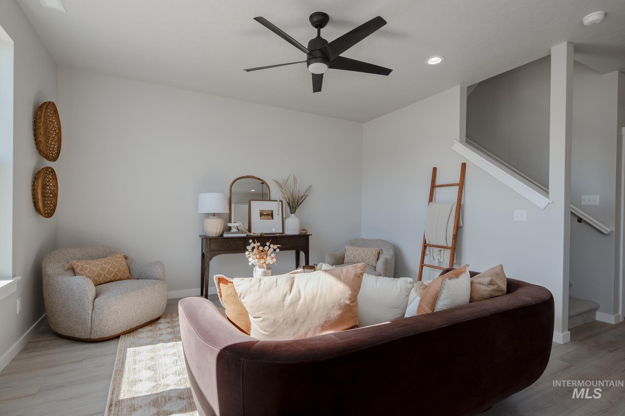 4253 E Hillsong St, Meridian, Idaho 83642, 3 Bedrooms, 2.5 Bathrooms, Residential For Sale, Price $464,990,MLS 98965646