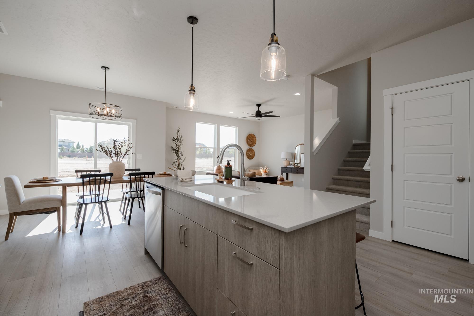 4253 E Hillsong St, Meridian, Idaho 83642, 3 Bedrooms, 2.5 Bathrooms, Residential For Sale, Price $464,990,MLS 98965646