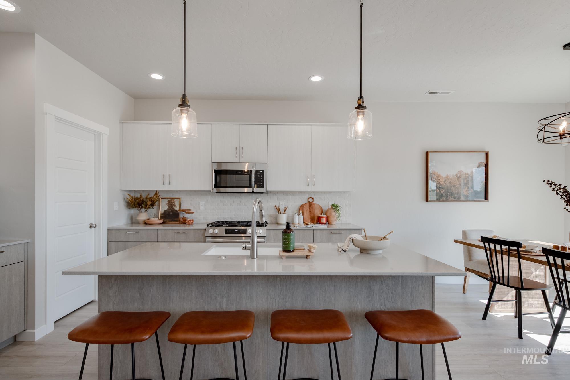 4253 E Hillsong St, Meridian, Idaho 83642, 3 Bedrooms, 2.5 Bathrooms, Residential For Sale, Price $464,990,MLS 98965646