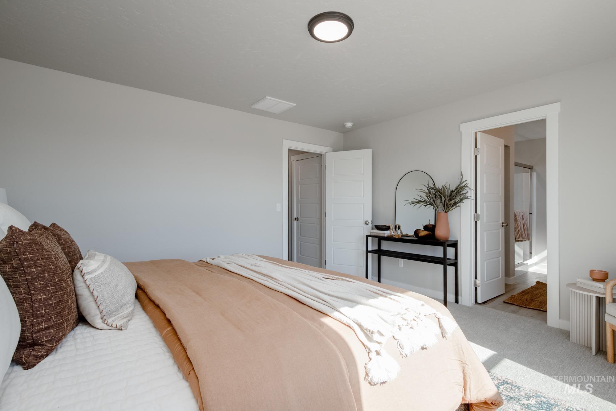 4253 E Hillsong St, Meridian, Idaho 83642, 3 Bedrooms, 2.5 Bathrooms, Residential For Sale, Price $464,990,MLS 98965646