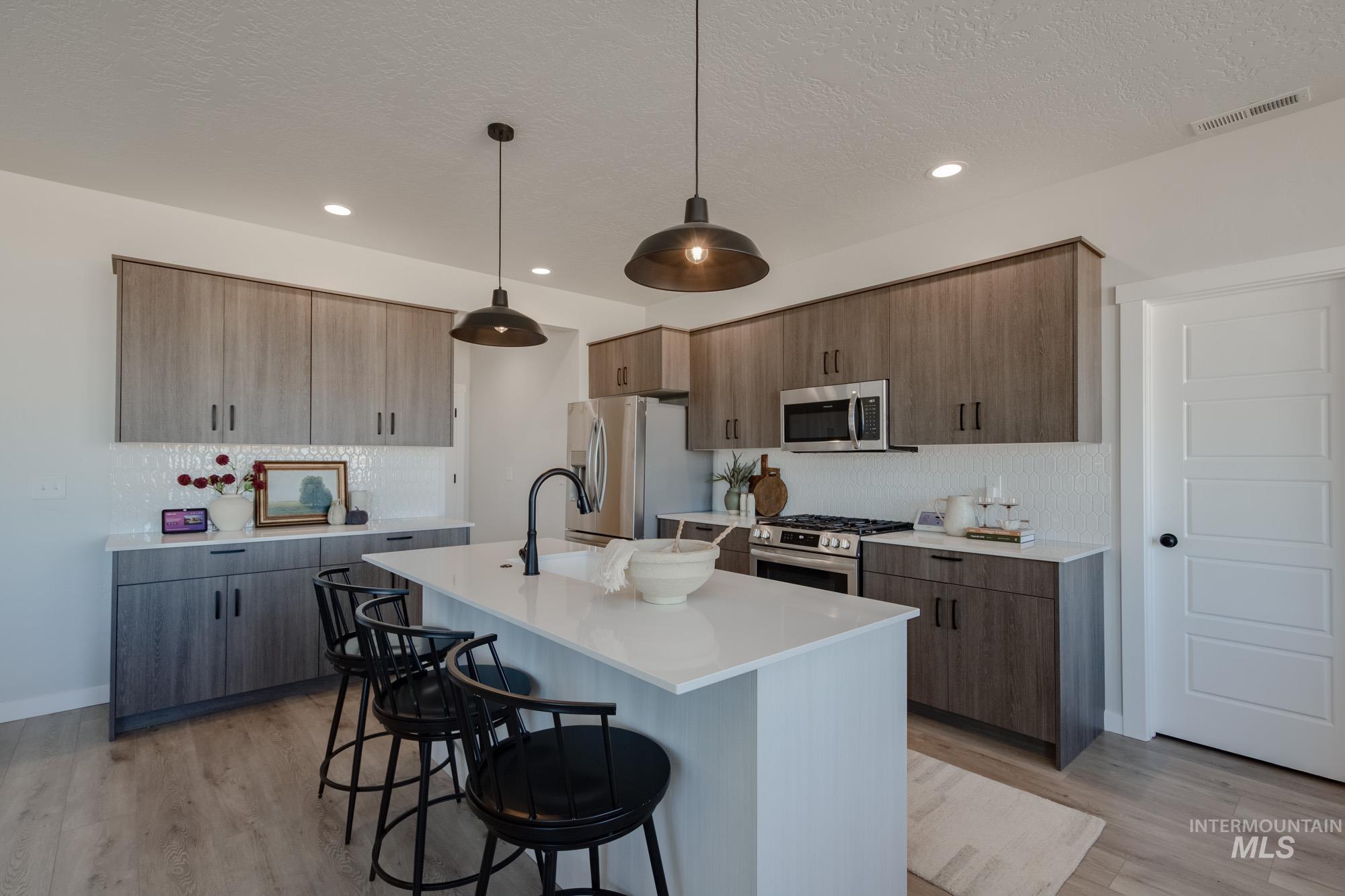 1102 E Crab Springs St, Nampa, Idaho 83686, 5 Bedrooms, 2.5 Bathrooms, Residential For Sale, Price $589,990,MLS 98965649