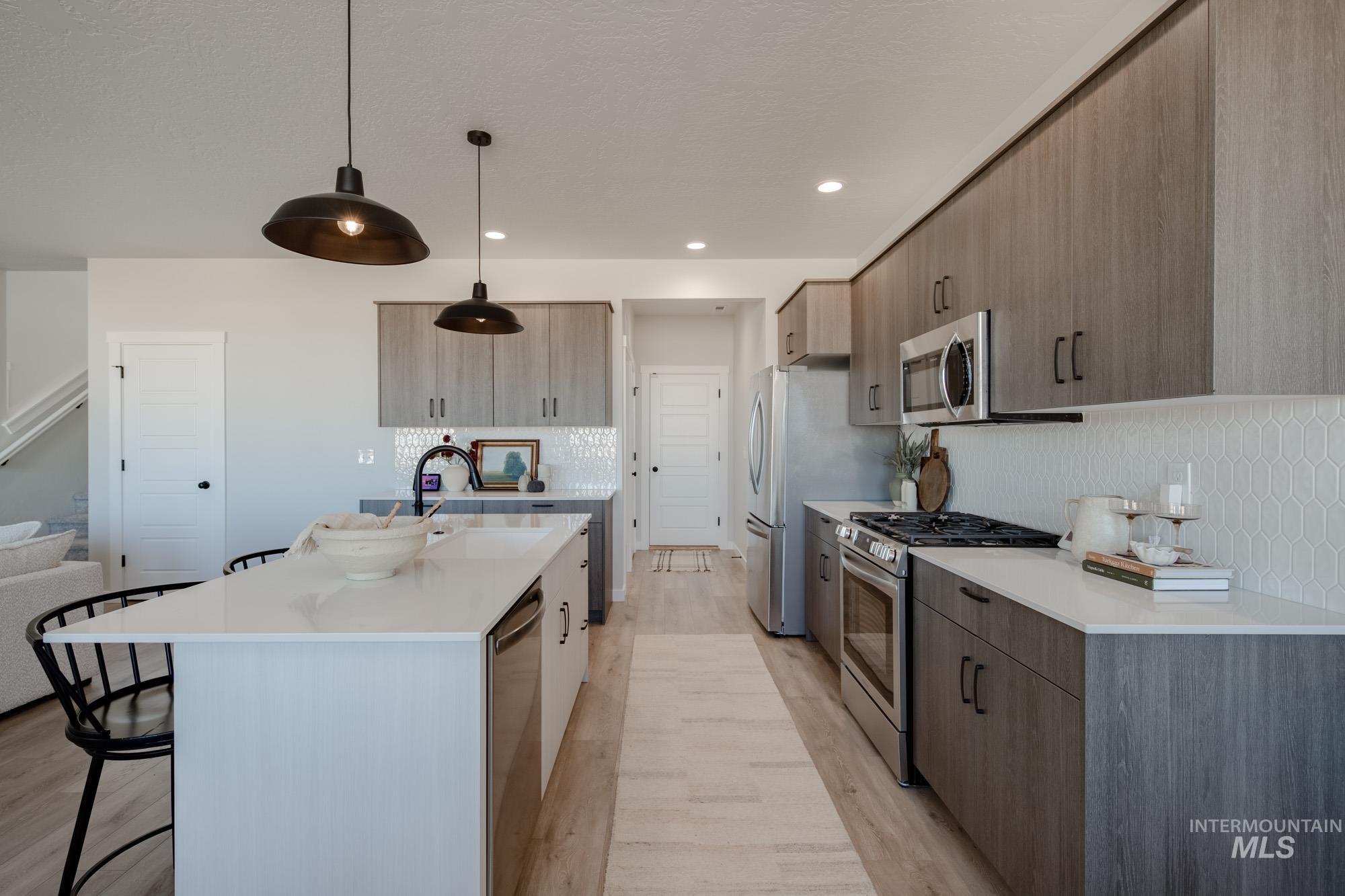 1102 E Crab Springs St, Nampa, Idaho 83686, 5 Bedrooms, 2.5 Bathrooms, Residential For Sale, Price $589,990,MLS 98965649