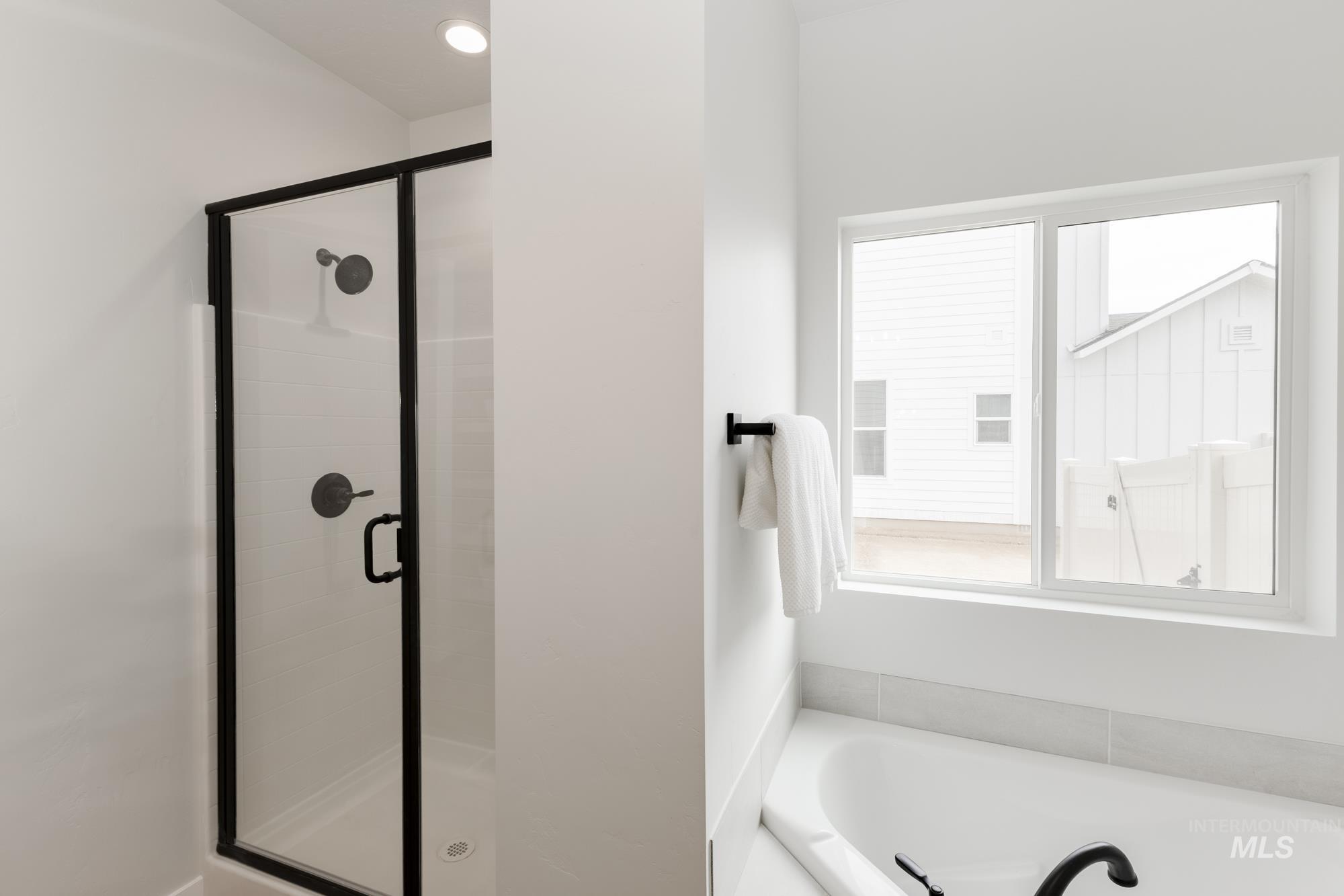 1102 E Crab Springs St, Nampa, Idaho 83686, 5 Bedrooms, 2.5 Bathrooms, Residential For Sale, Price $589,990,MLS 98965649