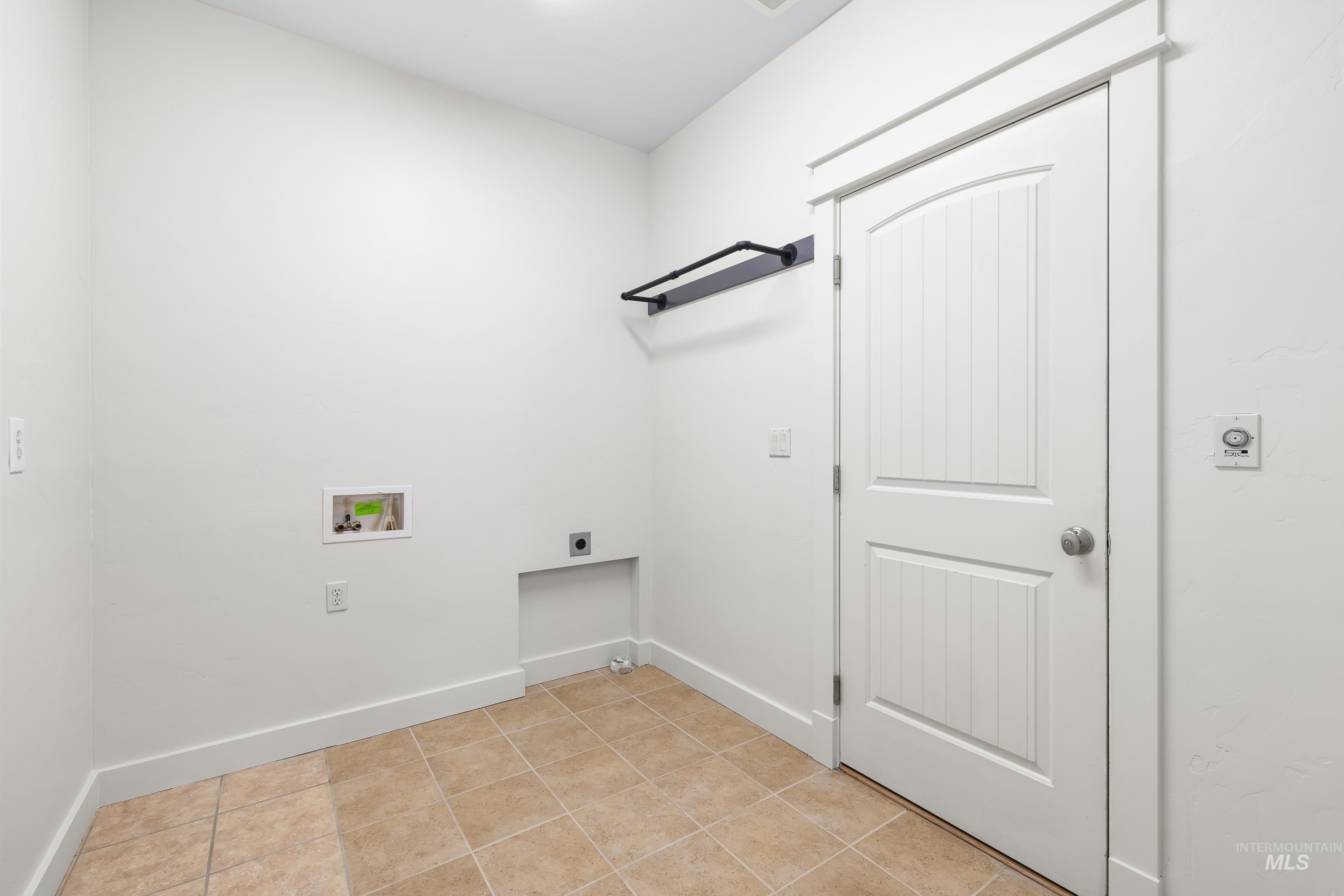 5115 W Parsons, Boise, Idaho 83714, 4 Bedrooms, 2.5 Bathrooms, Residential For Sale, Price $850,000,MLS 98965653