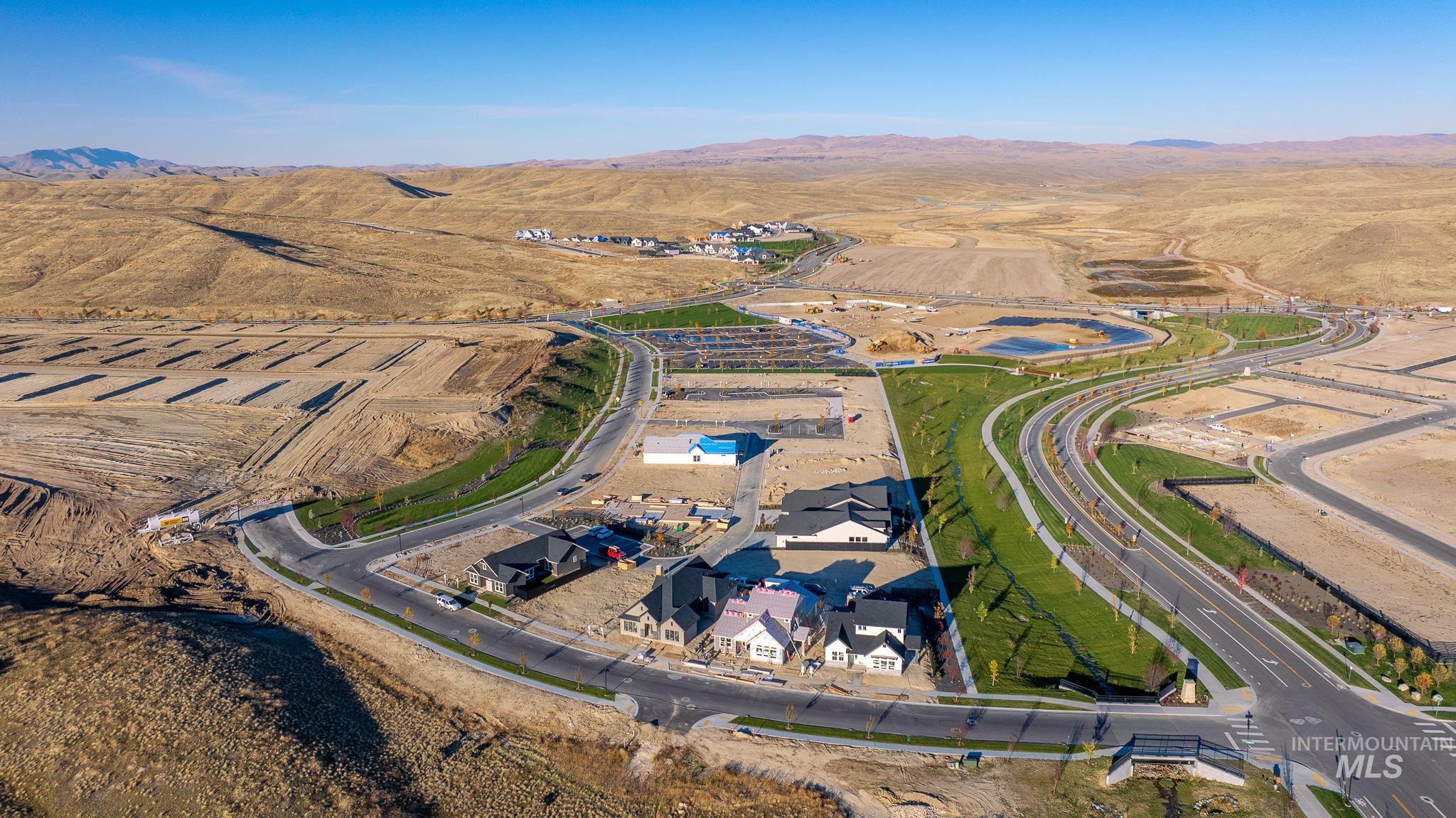 5891 W Domford Lane, Eagle, Idaho 83616, 3 Bedrooms, 2.5 Bathrooms, Residential For Sale, Price $599,900,MLS 98965654