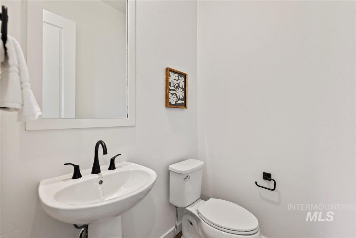 14701 Port Royal St, Caldwell, Idaho 83607, 4 Bedrooms, 3.5 Bathrooms, Residential For Sale, Price $655,000,MLS 98965656