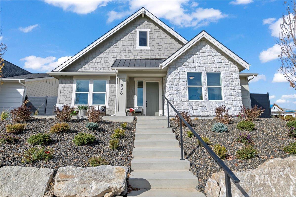 6370 N Barholm Ln, Eagle, Idaho 83616, 3 Bedrooms, 2 Bathrooms, Residential For Sale, Price $584,900,MLS 98965658