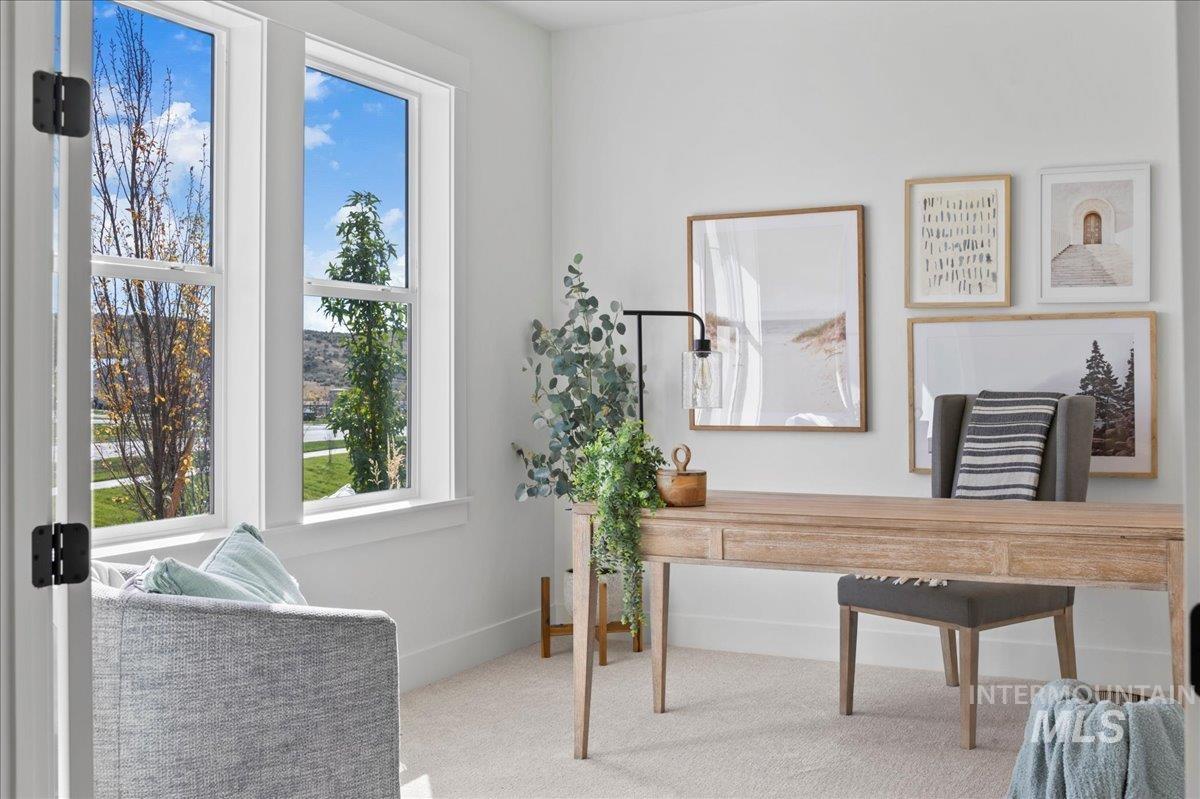 6370 N Barholm Ln, Eagle, Idaho 83616, 3 Bedrooms, 2 Bathrooms, Residential For Sale, Price $584,900,MLS 98965658