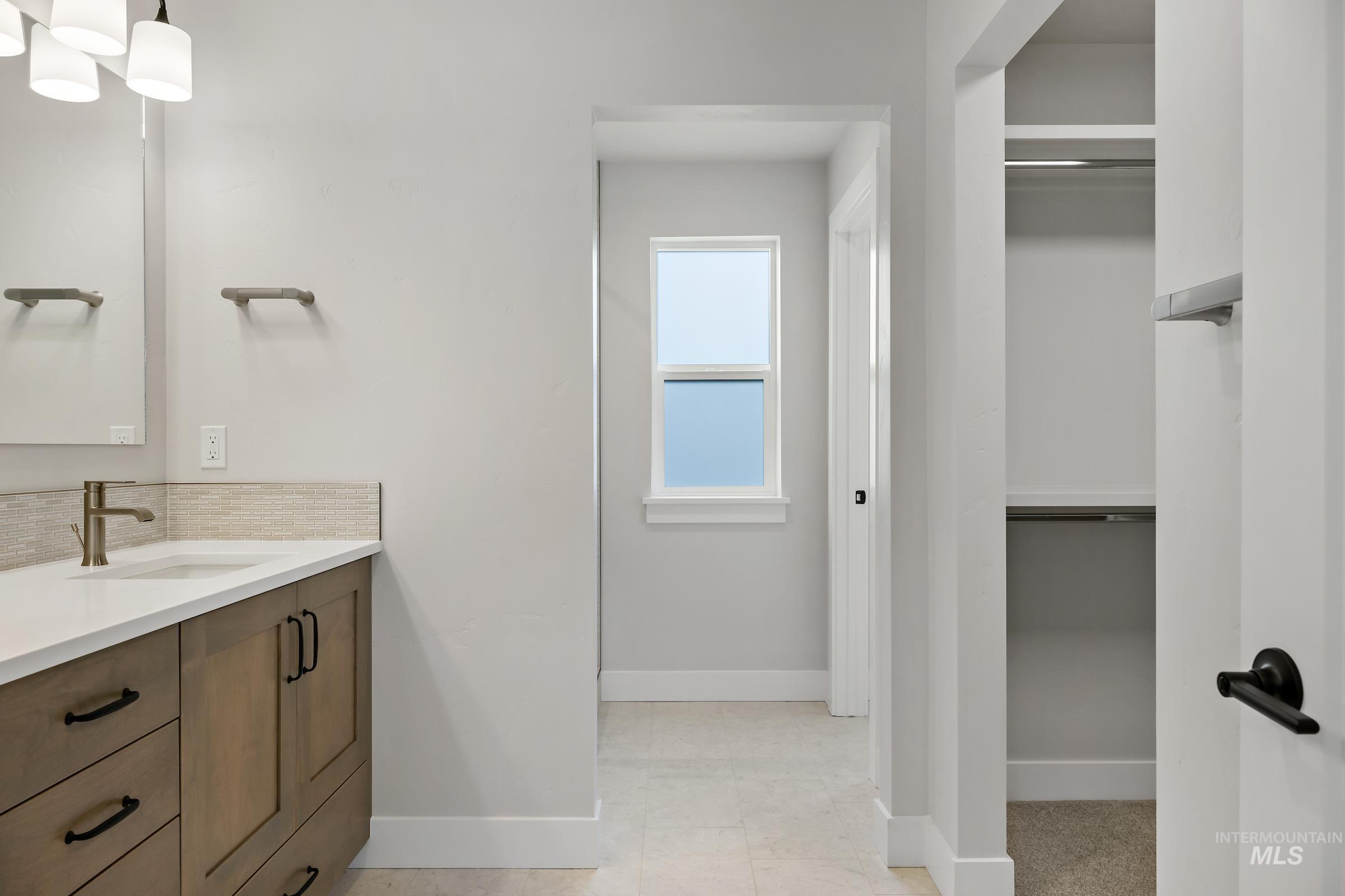 6115 S Hope Ave, Meridian, Idaho 83642, 3 Bedrooms, 2.5 Bathrooms, Residential For Sale, Price $515,000,MLS 98965669