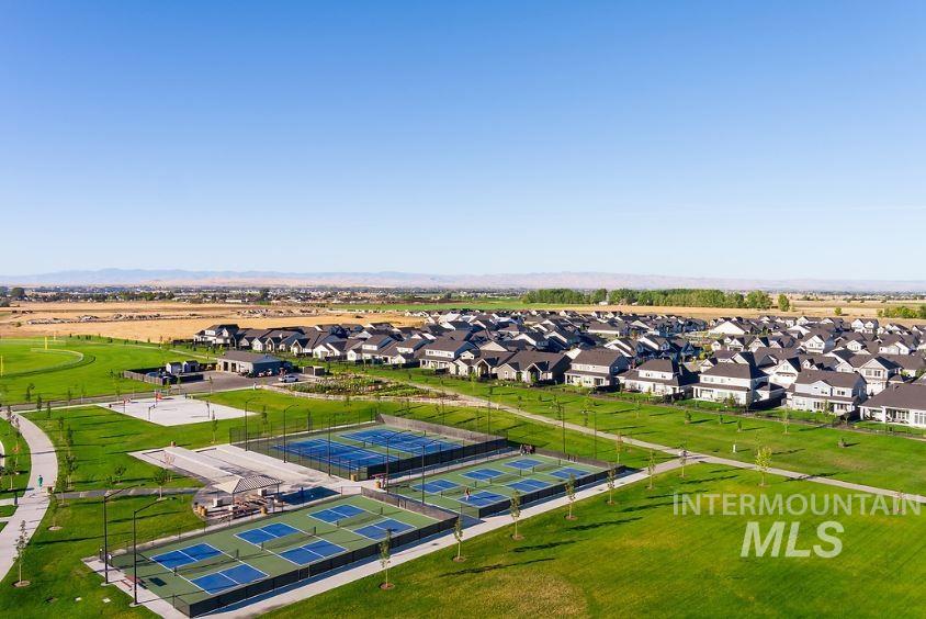 6115 S Hope Ave, Meridian, Idaho 83642, 3 Bedrooms, 2.5 Bathrooms, Residential For Sale, Price $515,000,MLS 98965669