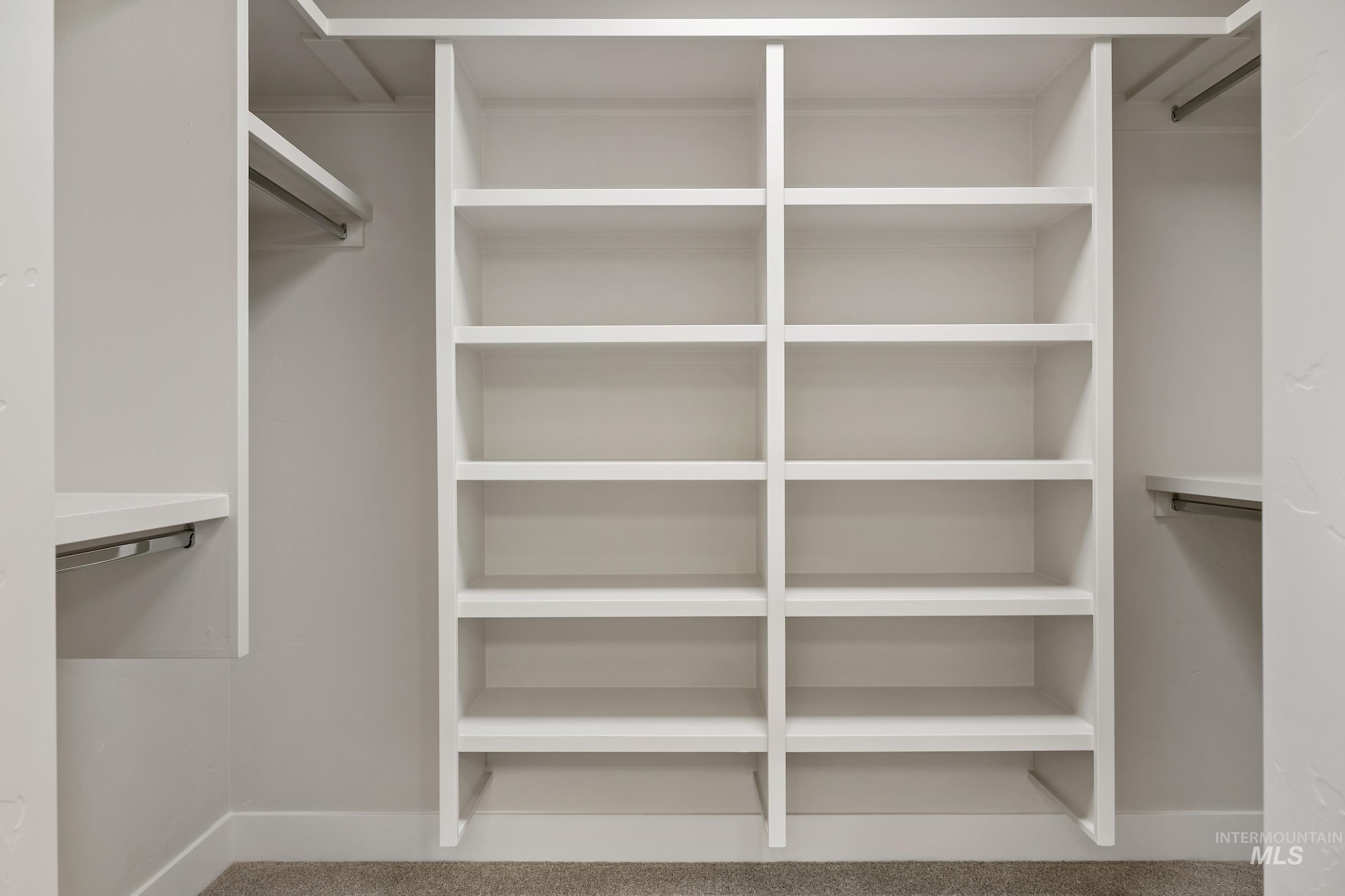 6115 S Hope Ave, Meridian, Idaho 83642, 3 Bedrooms, 2.5 Bathrooms, Residential For Sale, Price $515,000,MLS 98965669