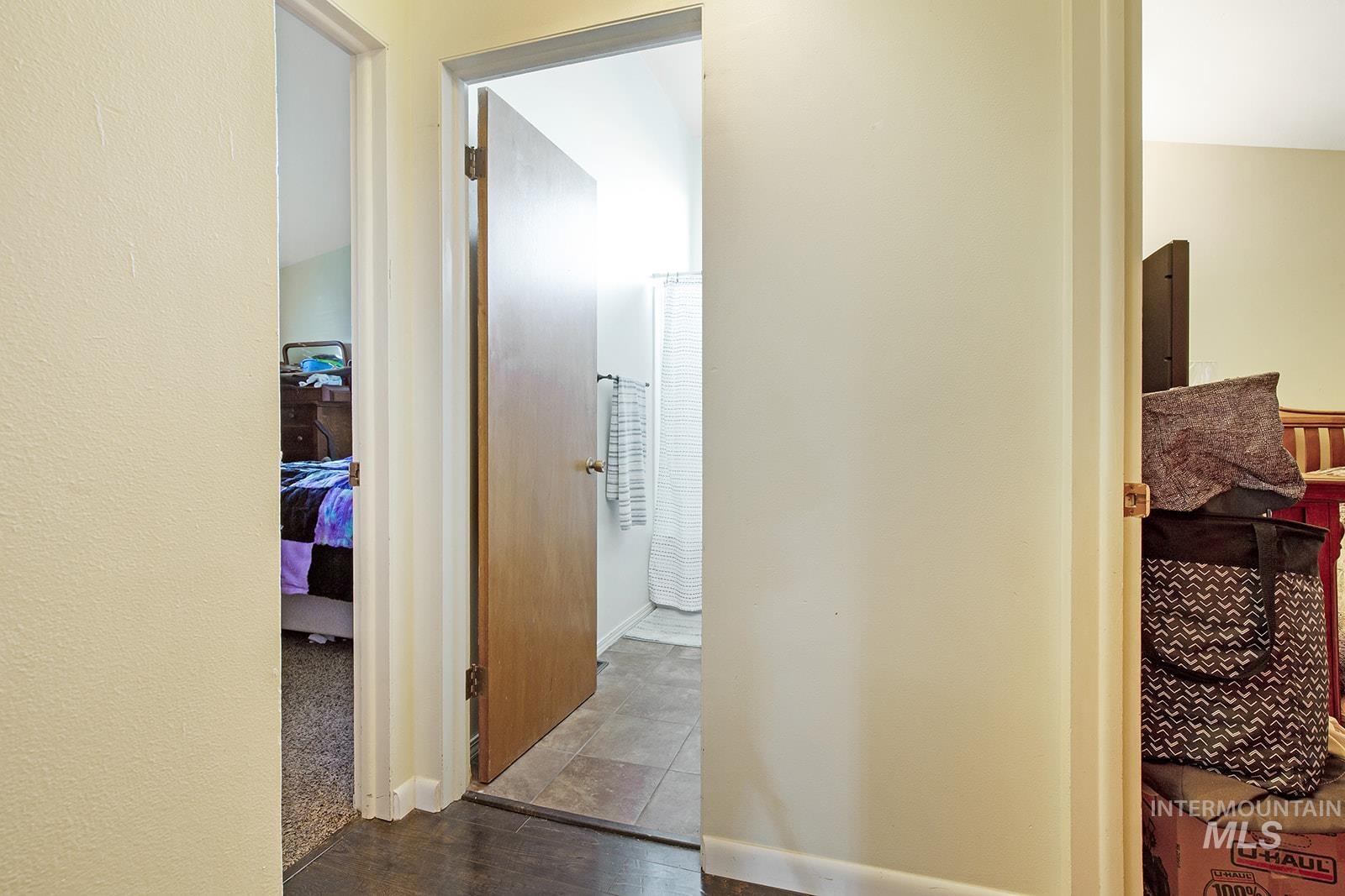 2211-2215 Crest Ave., Twin Falls, Idaho 83301, 2 Bedrooms, 1 Bathroom, Residential Income For Sale, Price $460,000,MLS 98965704