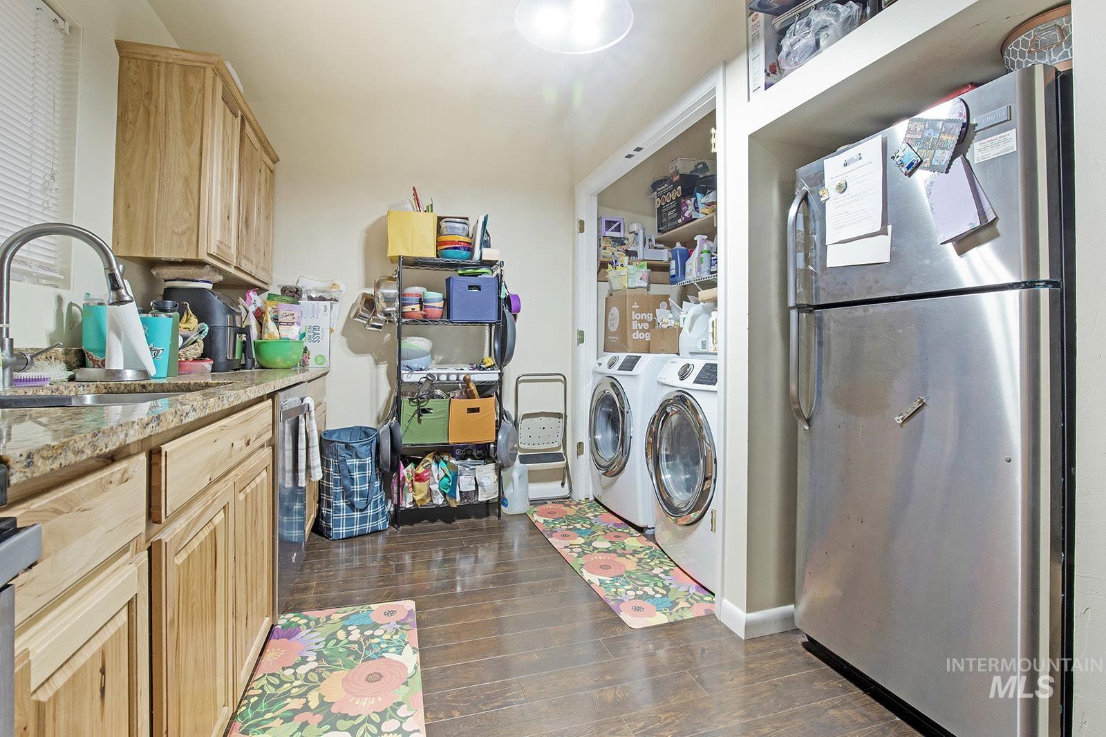 2211-2215 Crest Ave., Twin Falls, Idaho 83301, 2 Bedrooms, 1 Bathroom, Residential Income For Sale, Price $460,000,MLS 98965704