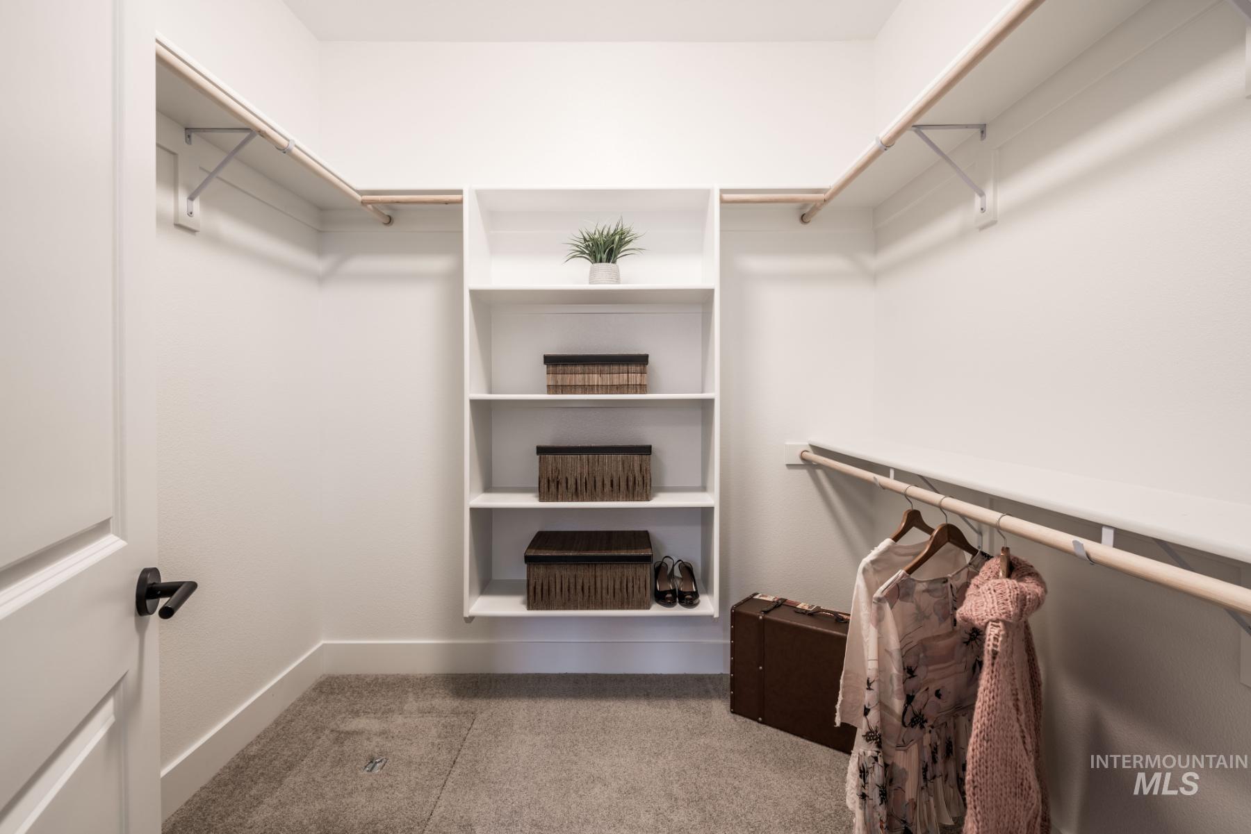 1279 W Malbar St., Meridian, Idaho 83646, 3 Bedrooms, 2 Bathrooms, Residential For Sale, Price $619,900,MLS 98965724