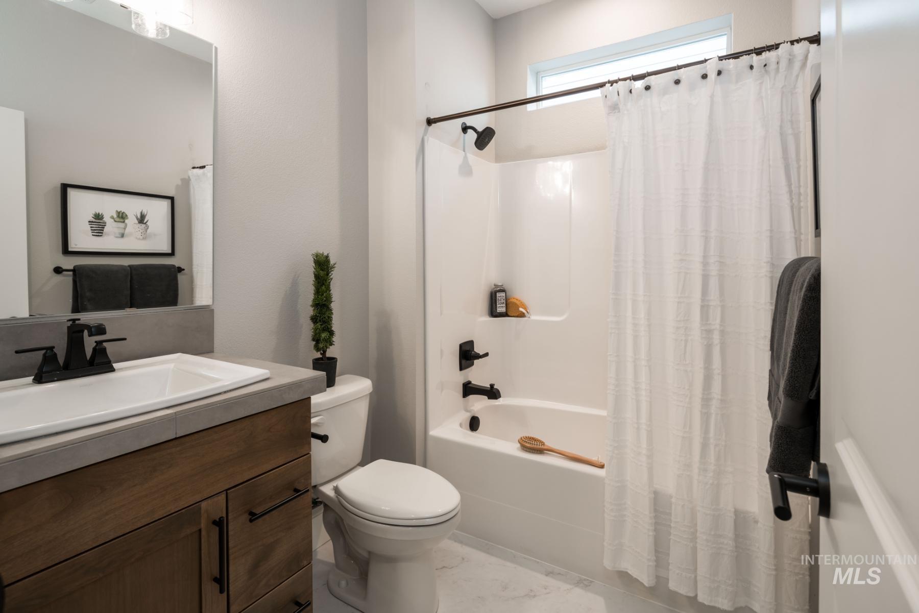 1279 W Malbar St., Meridian, Idaho 83646, 3 Bedrooms, 2 Bathrooms, Residential For Sale, Price $619,900,MLS 98965724