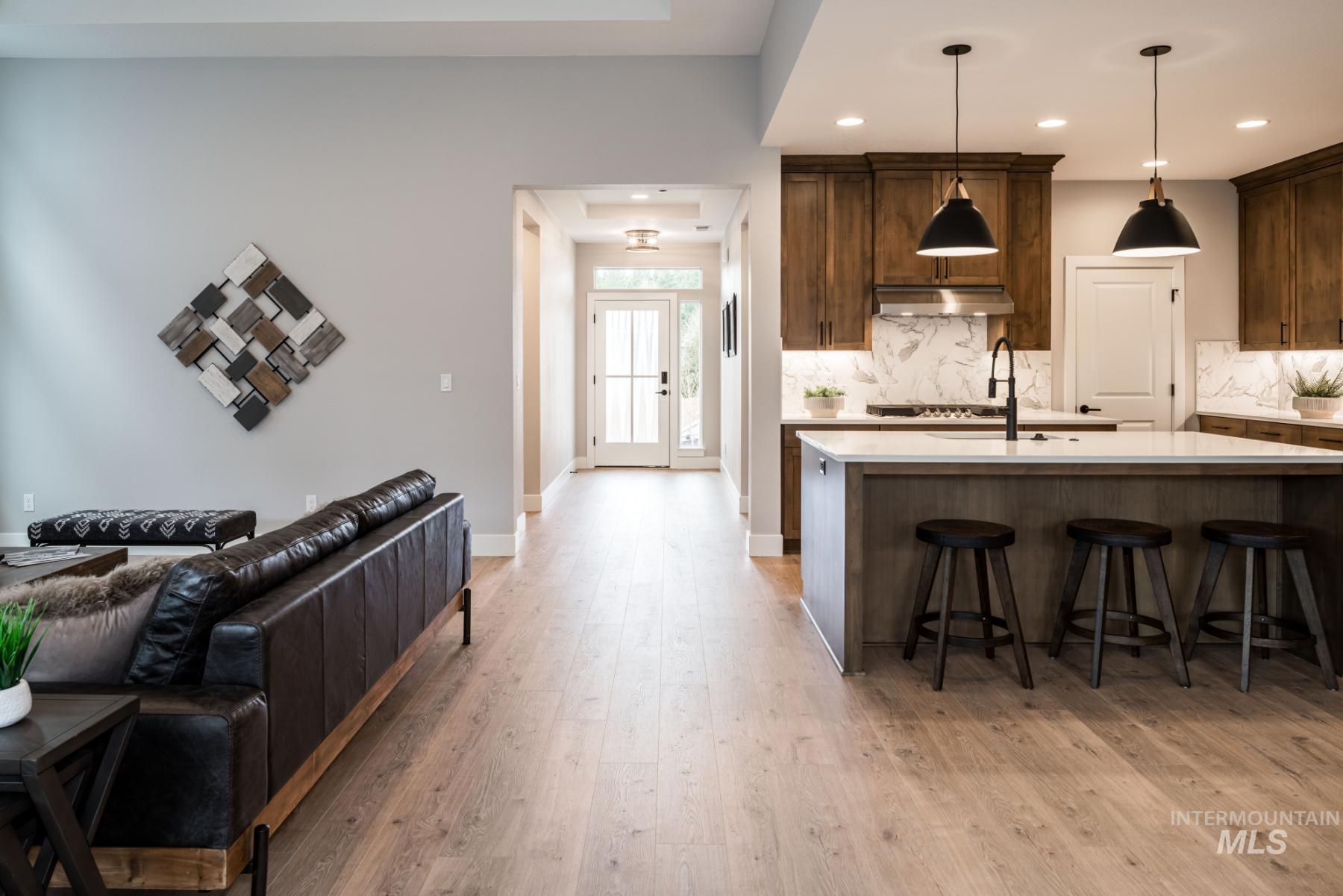 1279 W Malbar St., Meridian, Idaho 83646, 3 Bedrooms, 2 Bathrooms, Residential For Sale, Price $619,900,MLS 98965724