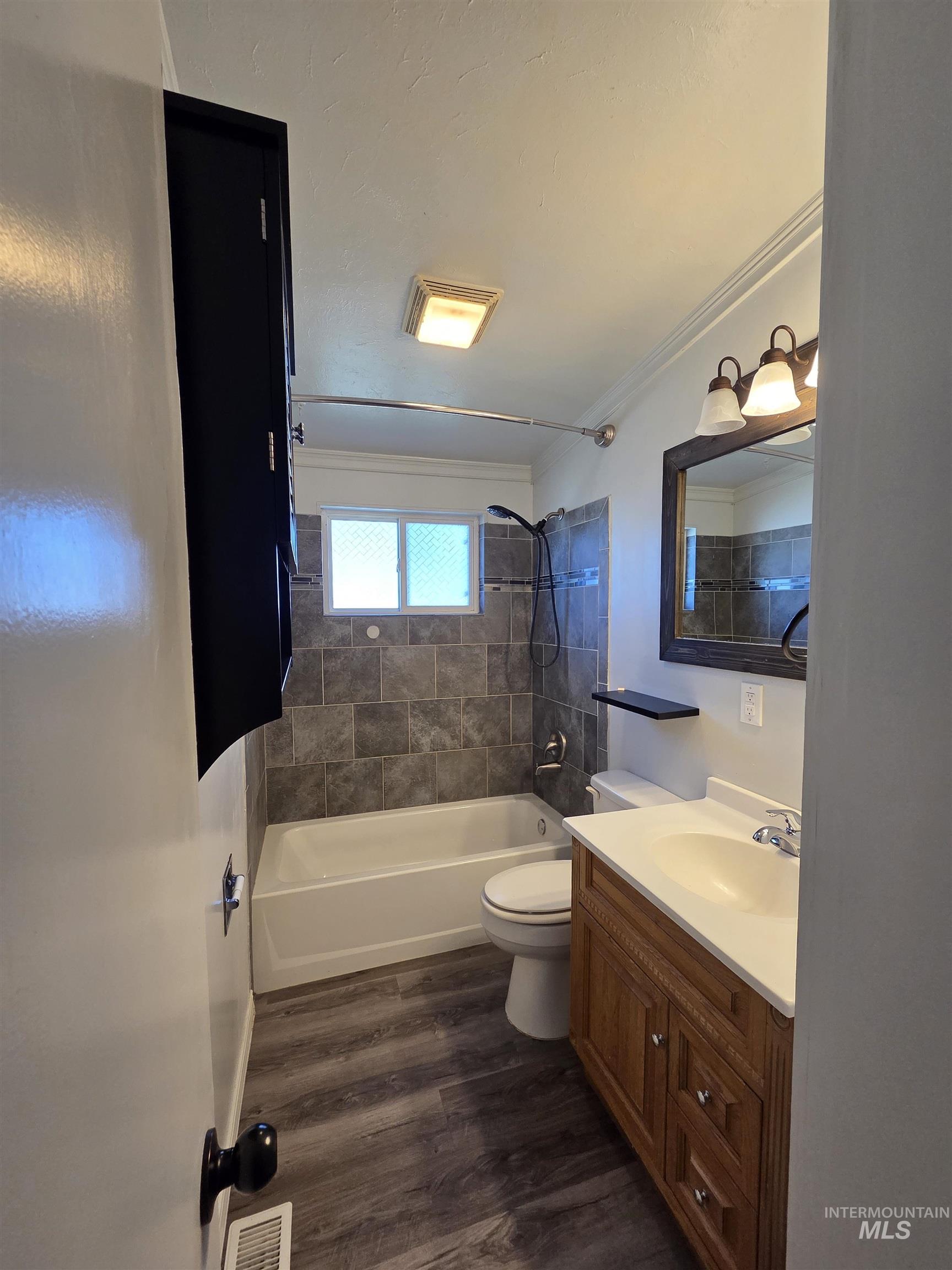 508 W 2nd North, Mountain Home, Idaho 83647, 3 Bedrooms, 1 Bathroom, Residential For Sale, Price $255,000,MLS 98965725