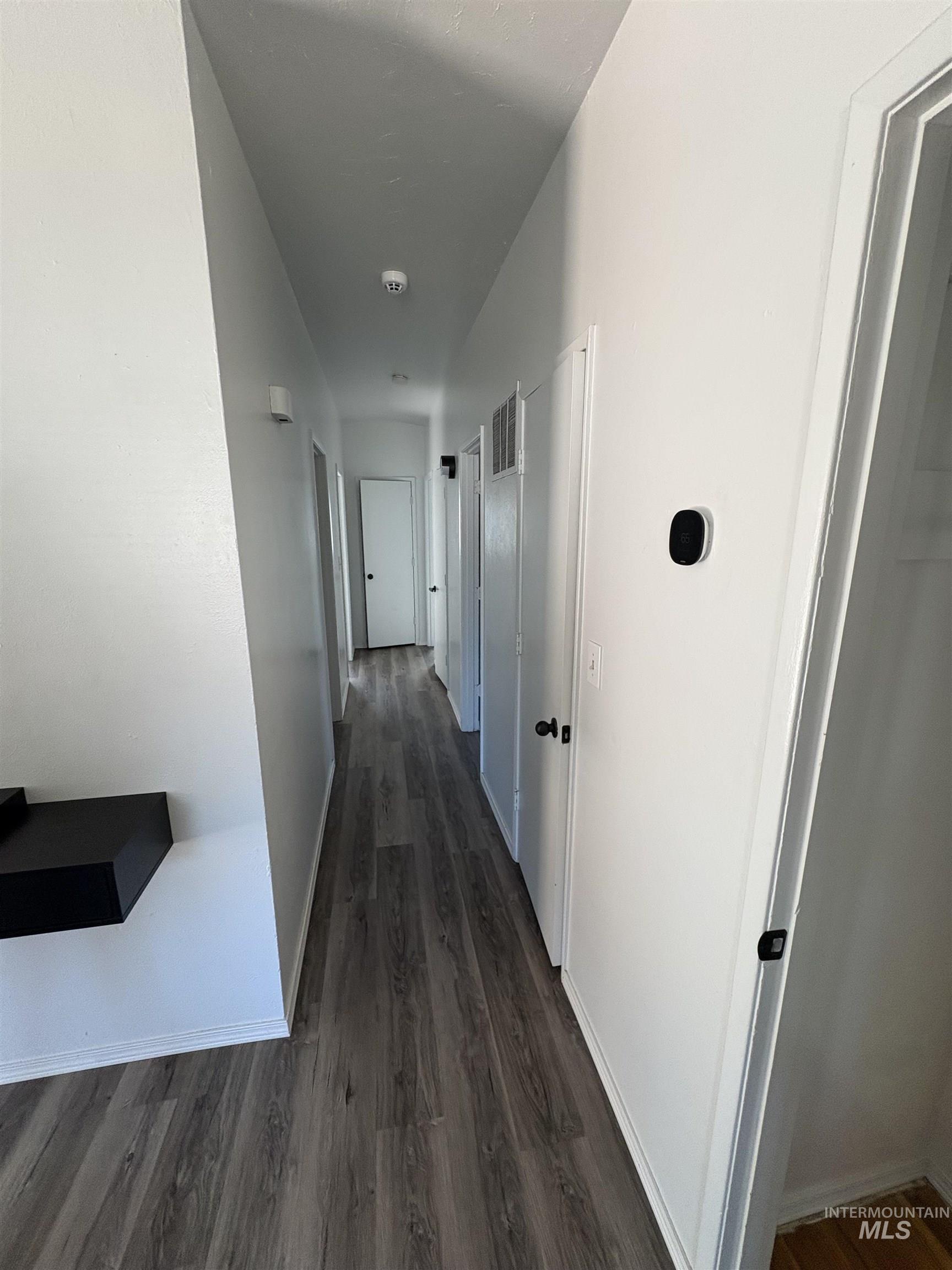 508 W 2nd North, Mountain Home, Idaho 83647, 3 Bedrooms, 1 Bathroom, Residential For Sale, Price $255,000,MLS 98965725