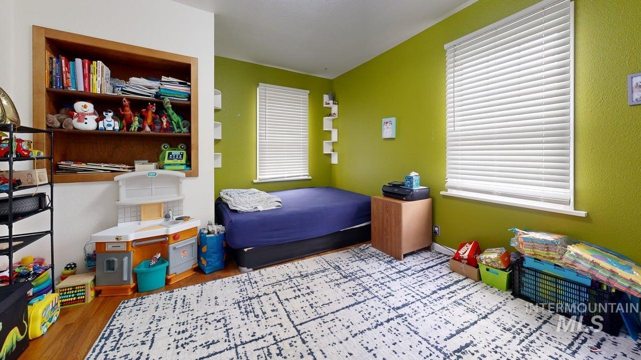 1210 10th St, Lewiston, Idaho 83501, 4 Bedrooms, 2 Bathrooms, Residential For Sale, Price $355,000,MLS 98965757