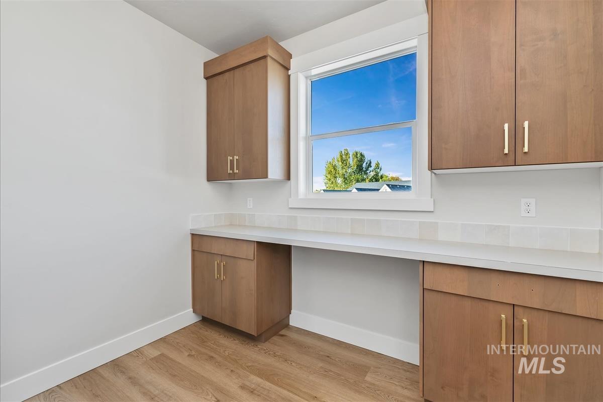 527 Hidden Mill Ct, Middleton, Idaho 83644, 4 Bedrooms, 3 Bathrooms, Residential For Sale, Price $624,900,MLS 98965761