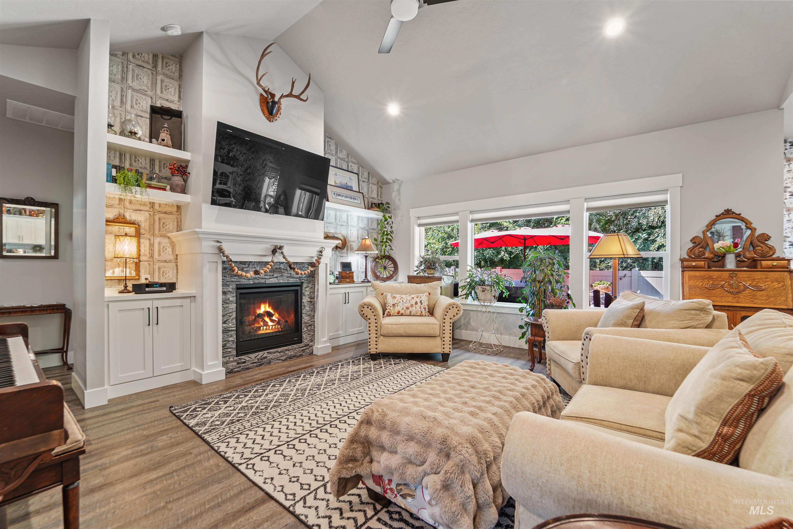 2118 Sunset Ave, Caldwell, Idaho 83605, 3 Bedrooms, 2.5 Bathrooms, Residential For Sale, Price $529,000,MLS 98965773