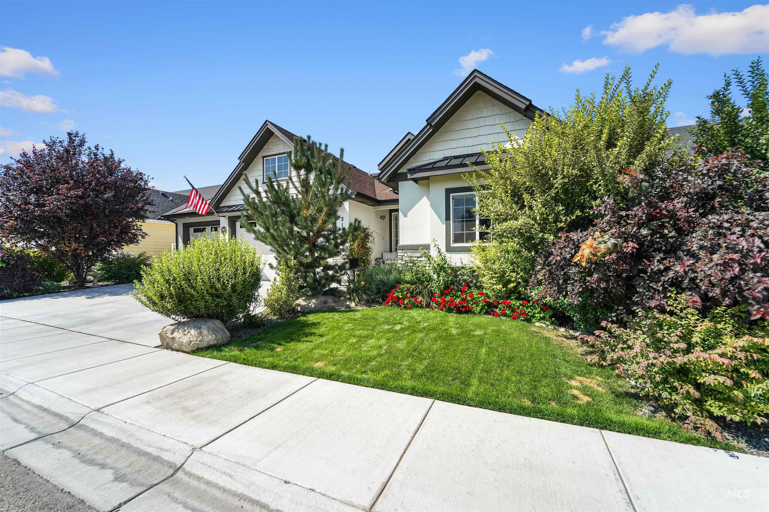 2118 Sunset Ave, Caldwell, Idaho 83605, 3 Bedrooms, 2.5 Bathrooms, Residential For Sale, Price $529,000,MLS 98965773