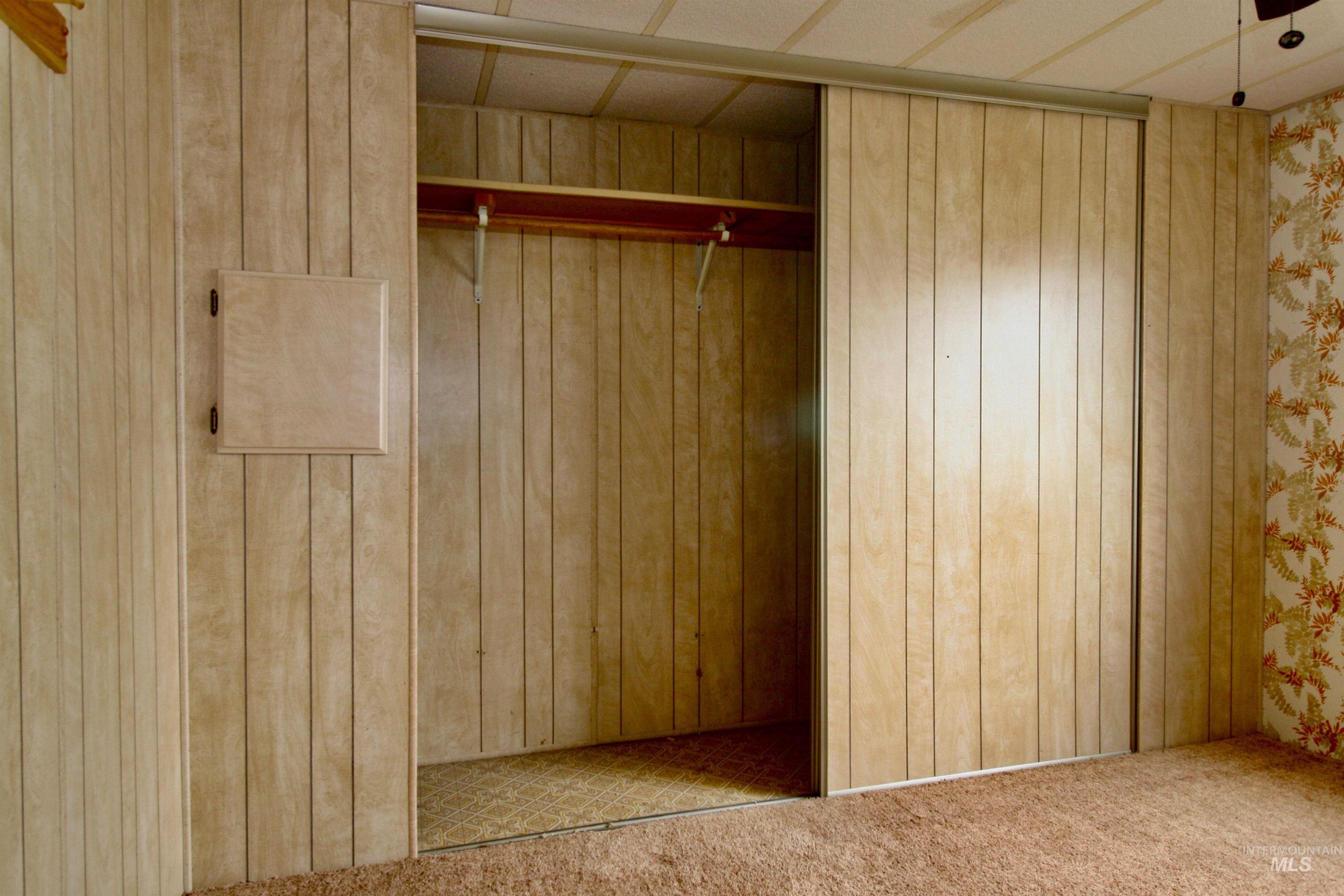 500 Somerville Street, Jordan Valley, Oregon 97910, 2 Bedrooms, 2 Bathrooms, Residential For Sale, Price $173,000,MLS 98965791