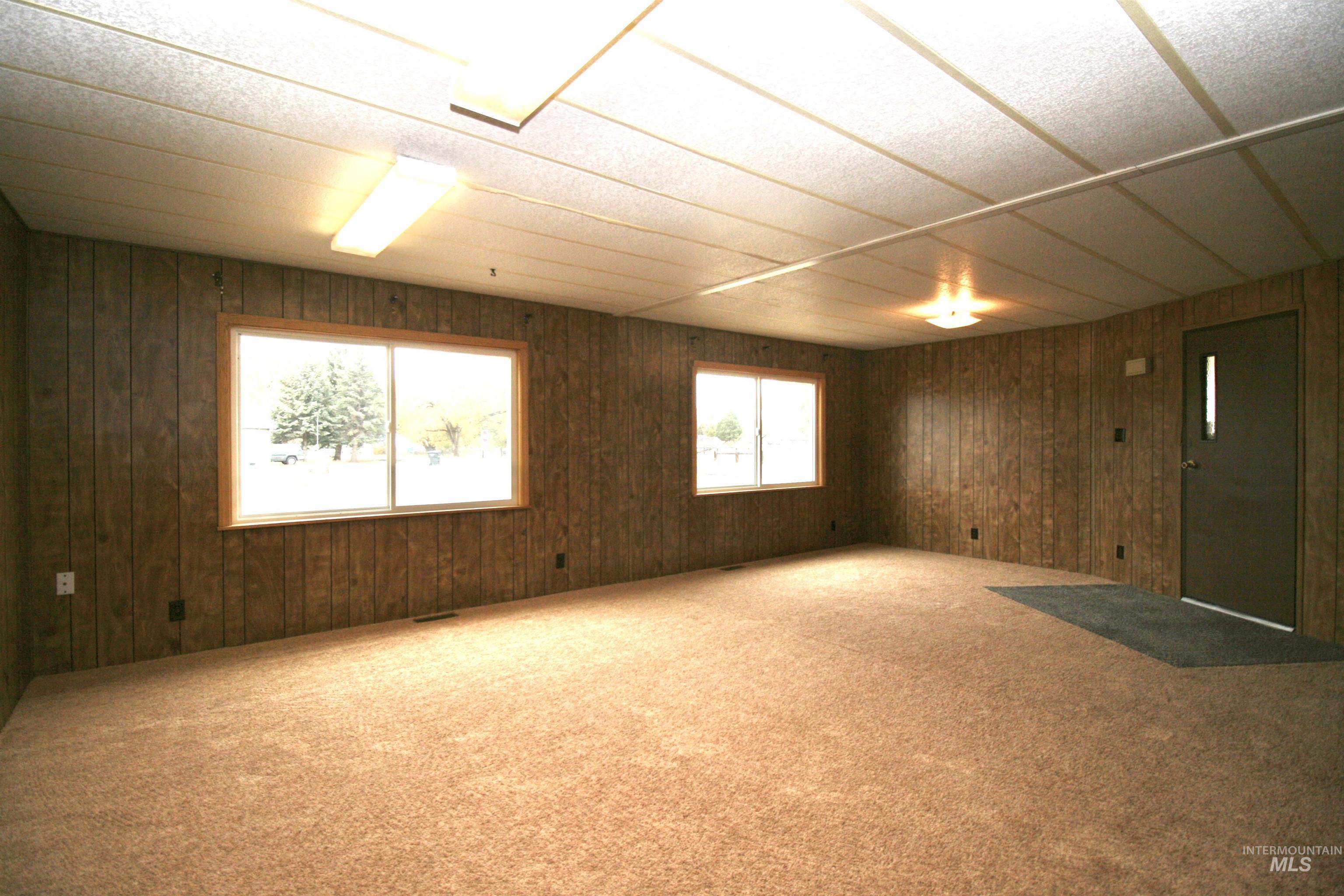 500 Somerville Street, Jordan Valley, Oregon 97910, 2 Bedrooms, 2 Bathrooms, Residential For Sale, Price $173,000, 98965791