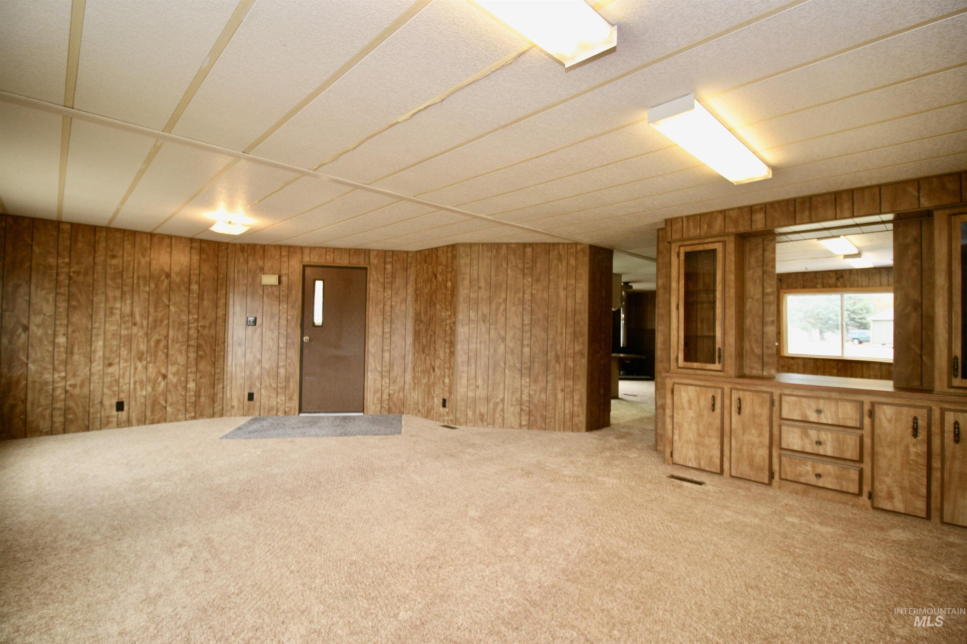 500 Somerville Street, Jordan Valley, Oregon 97910, 2 Bedrooms, 2 Bathrooms, Residential For Sale, Price $173,000, 98965791
