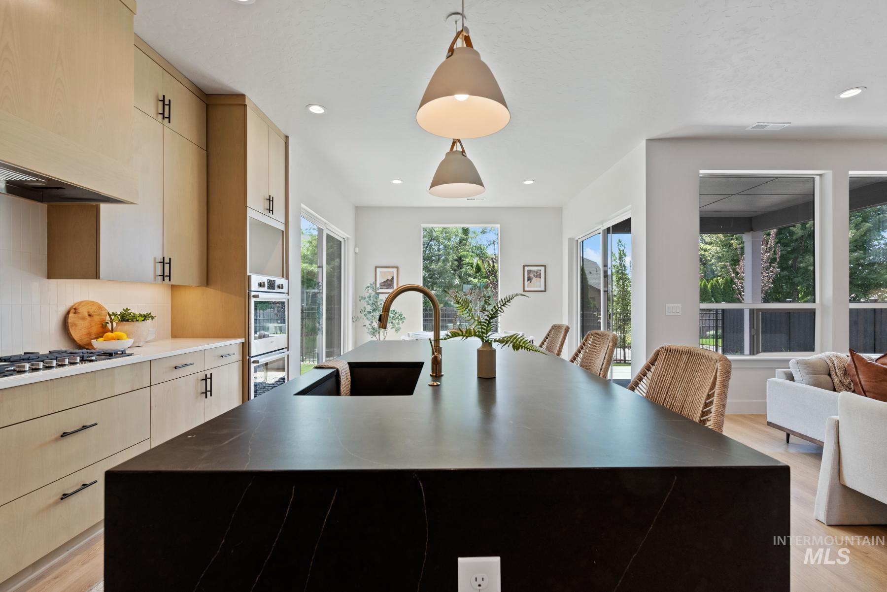 1297 W Malbar St., Meridian, Idaho 83646, 5 Bedrooms, 3 Bathrooms, Residential For Sale, Price $814,900,MLS 98965792