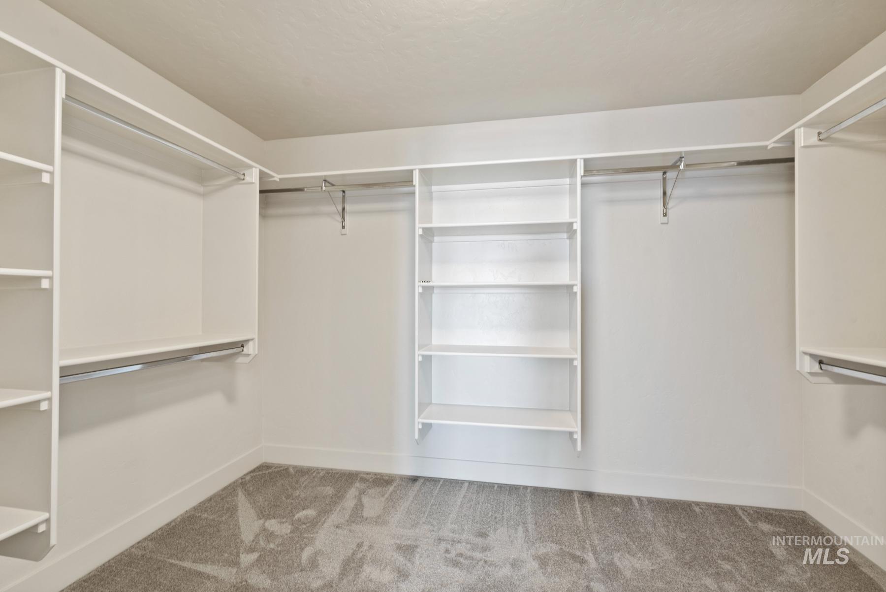 1297 W Malbar St., Meridian, Idaho 83646, 5 Bedrooms, 3 Bathrooms, Residential For Sale, Price $814,900,MLS 98965792