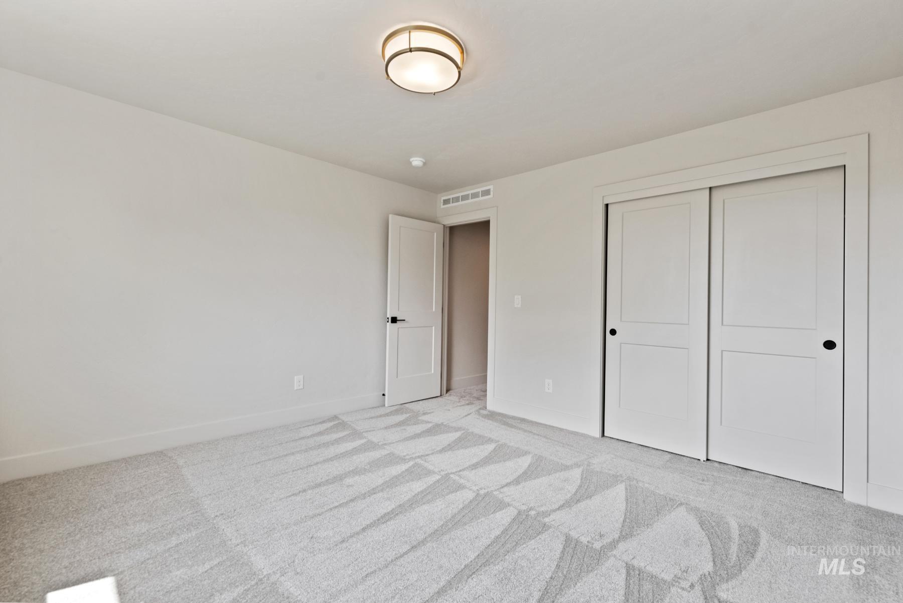 1297 W Malbar St., Meridian, Idaho 83646, 5 Bedrooms, 3 Bathrooms, Residential For Sale, Price $814,900,MLS 98965792