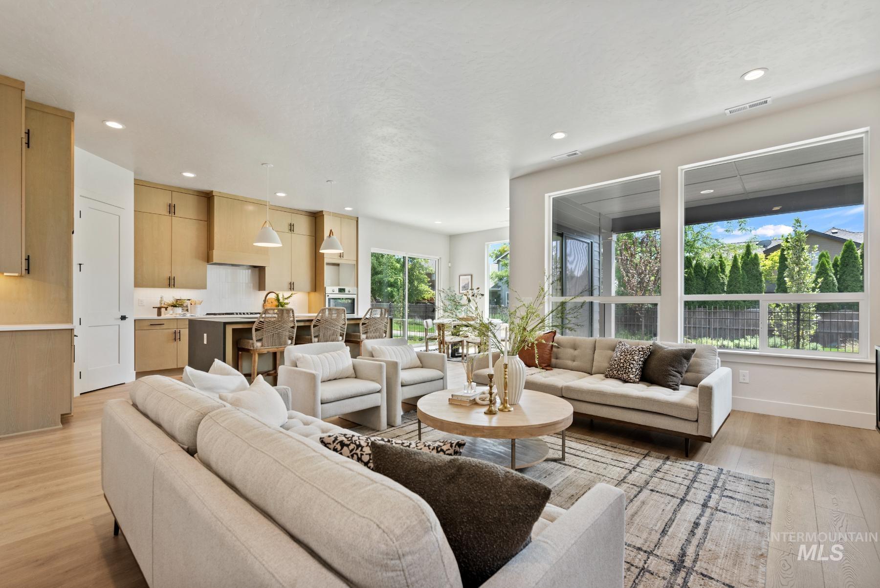 1297 W Malbar St., Meridian, Idaho 83646, 5 Bedrooms, 3 Bathrooms, Residential For Sale, Price $814,900,MLS 98965792