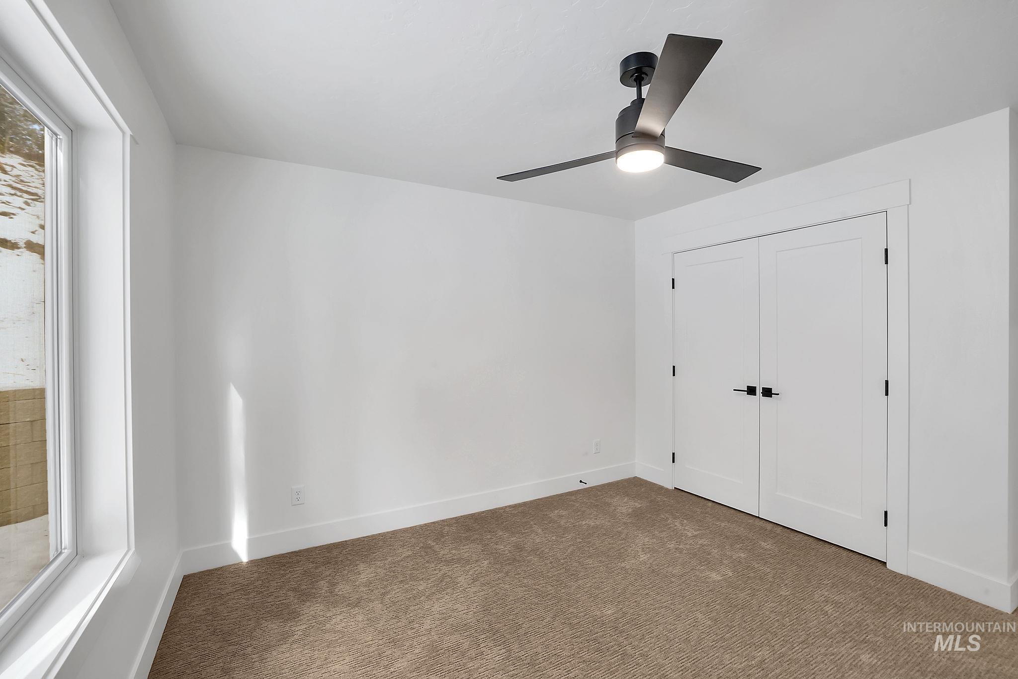 204 W Mill St, Cascade, Idaho 83611, 3 Bedrooms, 2 Bathrooms, Residential For Sale, Price $560,000,MLS 98965798