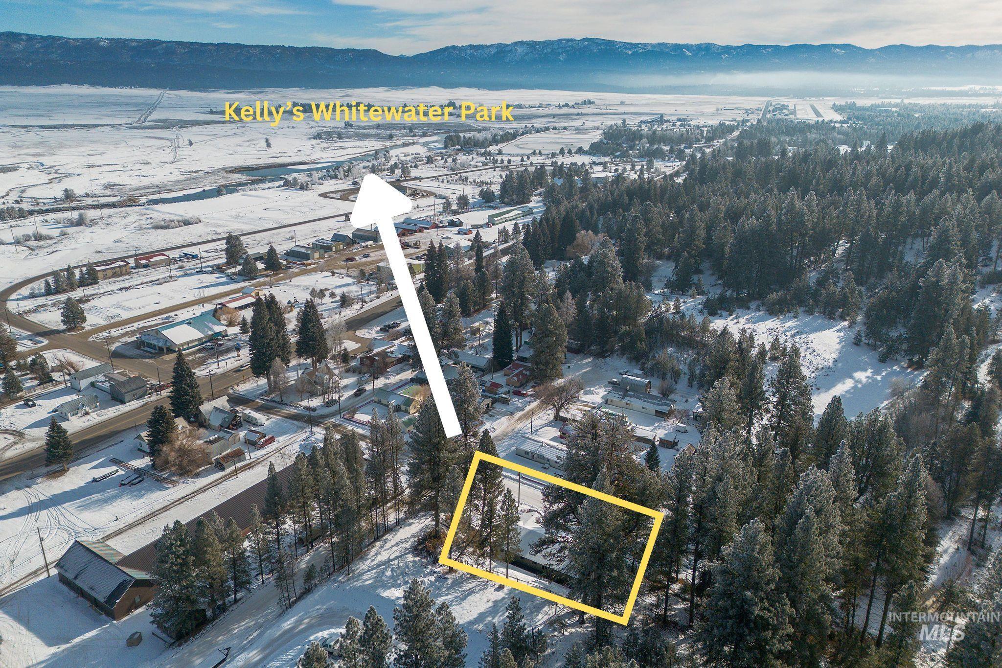 204 W Mill St, Cascade, Idaho 83611, 3 Bedrooms, 2 Bathrooms, Residential For Sale, Price $560,000,MLS 98965798