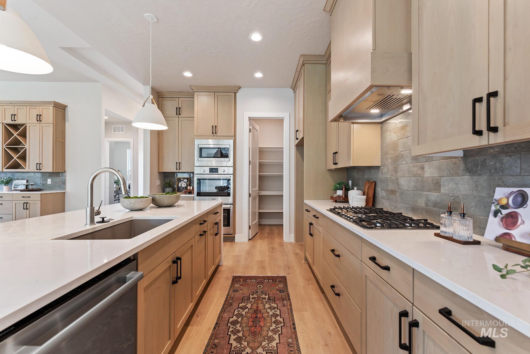 967 W Malbar St., Meridian, Idaho 83646, 3 Bedrooms, 2 Bathrooms, Residential For Sale, Price $759,900,MLS 98965805