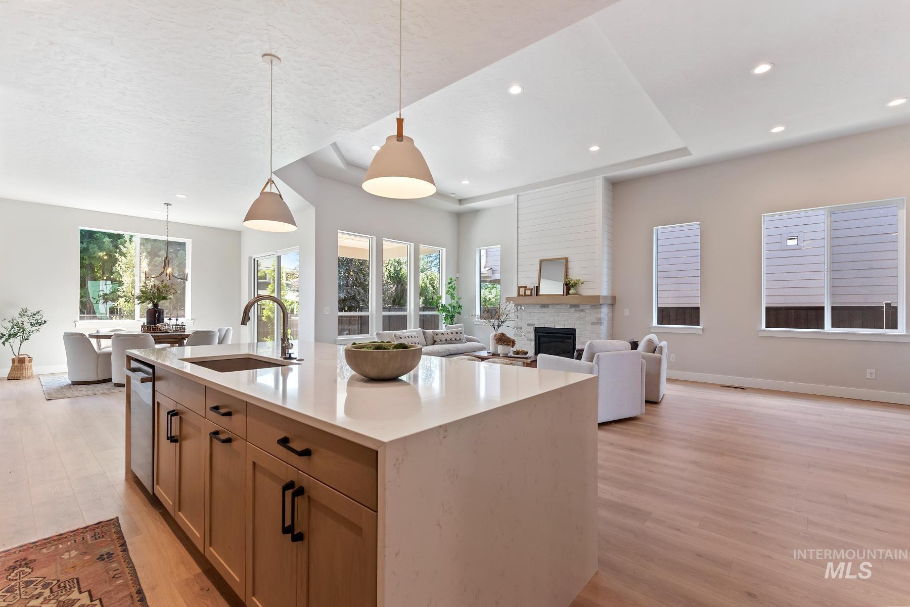 967 W Malbar St., Meridian, Idaho 83646, 3 Bedrooms, 2 Bathrooms, Residential For Sale, Price $759,900,MLS 98965805