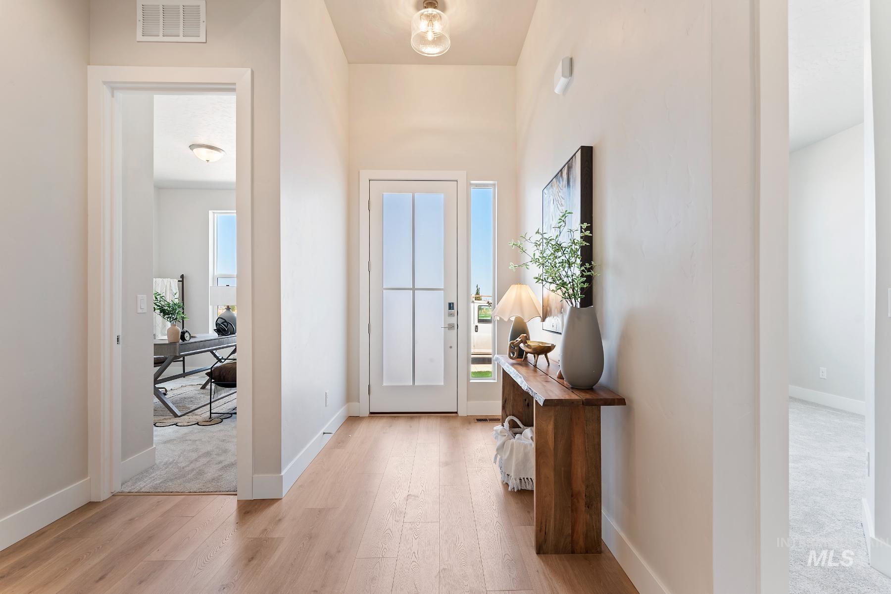 967 W Malbar St., Meridian, Idaho 83646, 3 Bedrooms, 2 Bathrooms, Residential For Sale, Price $759,900,MLS 98965805