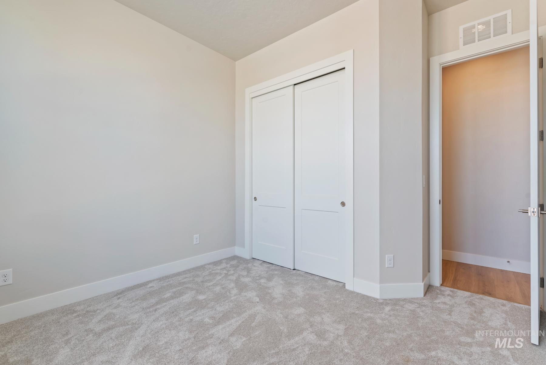 967 W Malbar St., Meridian, Idaho 83646, 3 Bedrooms, 2 Bathrooms, Residential For Sale, Price $759,900,MLS 98965805