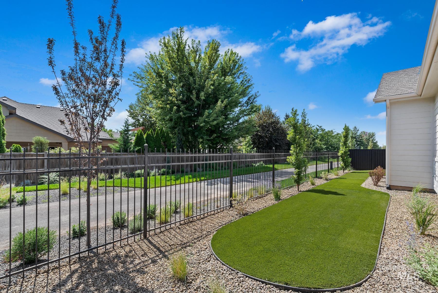 967 W Malbar St., Meridian, Idaho 83646, 3 Bedrooms, 2 Bathrooms, Residential For Sale, Price $759,900,MLS 98965805